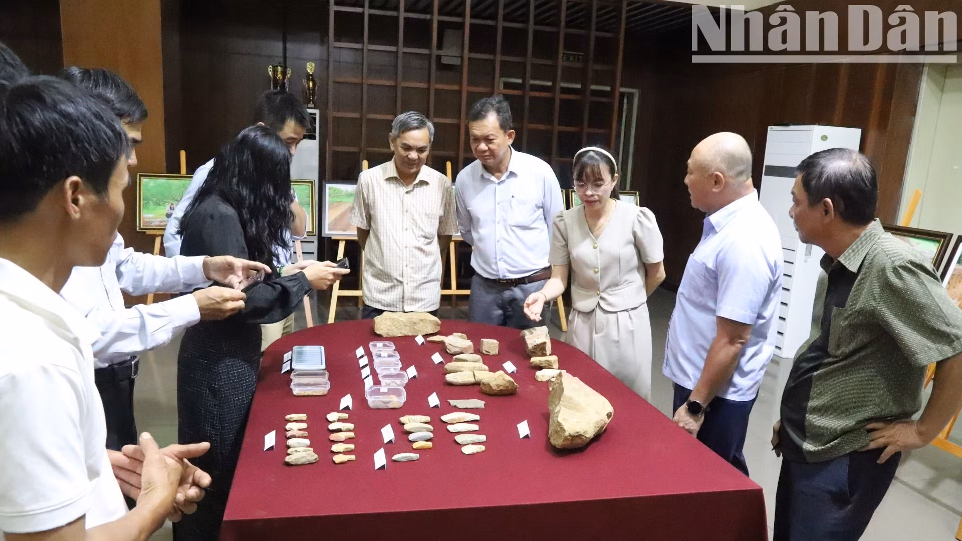 Các hiện vật, di vật được phát hiện tại Di chỉ khảo cổ học Thác Hai thu hút nhiều nhà nghiên cứu quan tâm.