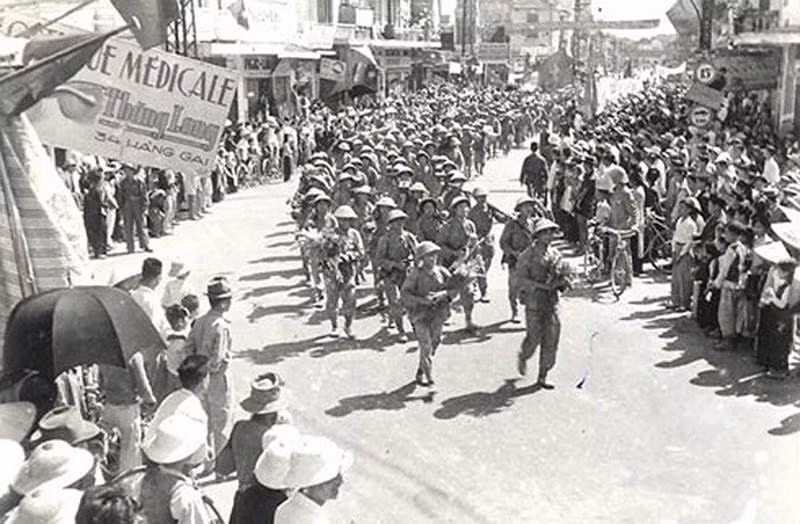 [Ảnh] Những hình ảnh tư liệu về Ngày Giải phóng Thủ đô 10/10/1954 ảnh 12
