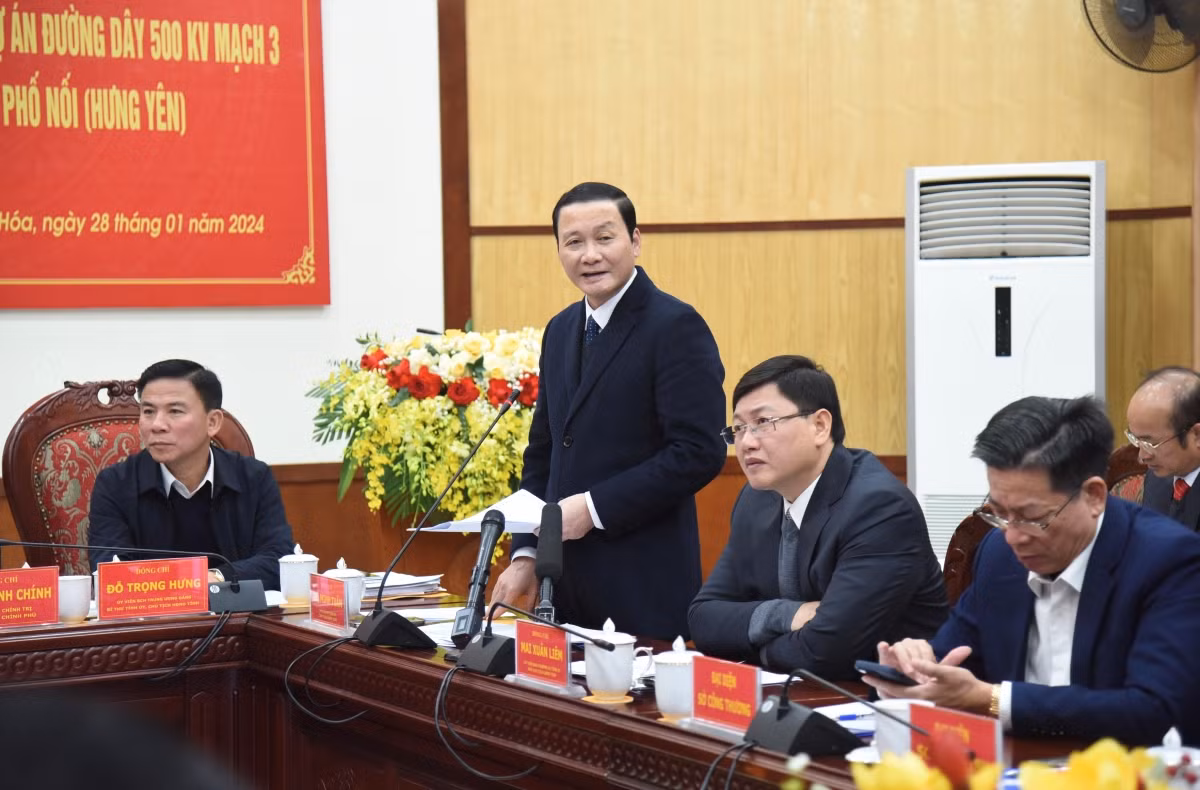 Chủ tịch Ủy ban nhân dân tỉnh Thanh Hoá Đỗ Minh Tuấn phát biểu. Chủ tịch Ủy ban nhân dân tỉnh Thanh Hoá Đỗ Minh Tuấn phát biểu.