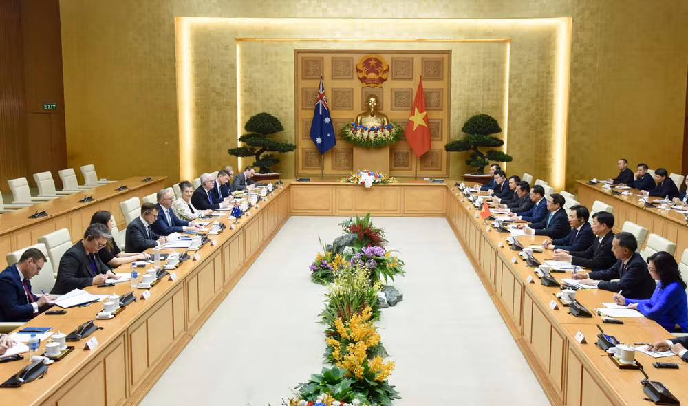 Quang cảnh buổi hội đàm. Quang cảnh buổi hội đàm.