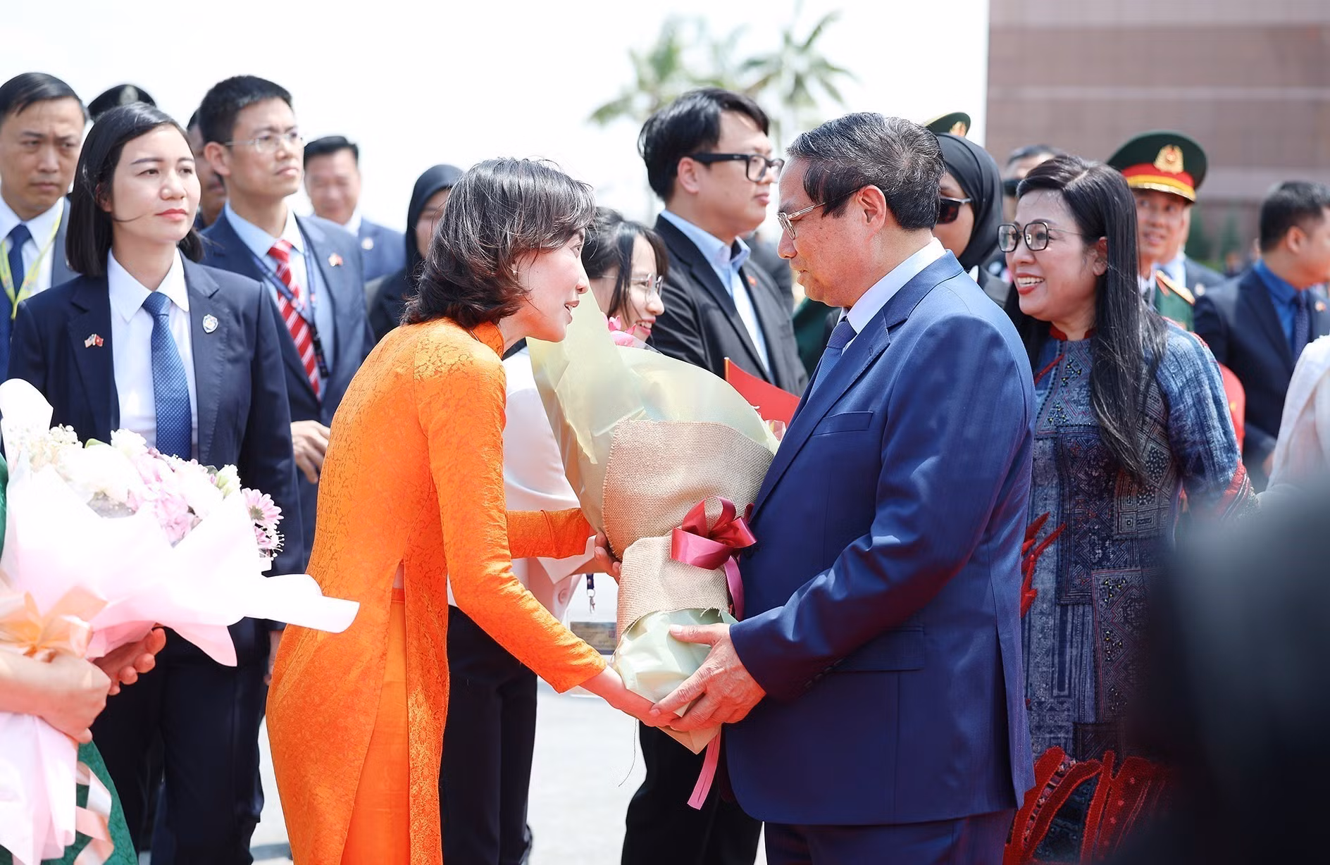 Lễ tiễn Thủ tướng Phạm Minh Chính và Phu nhân tại Kuala Lumpur, Malaysia. (Ảnh: Dương Giang/TTXVN) Lễ tiễn Thủ tướng Phạm Minh Chính và Phu nhân tại Kuala Lumpur, Malaysia. (Ảnh: Dương Giang/TTXVN)