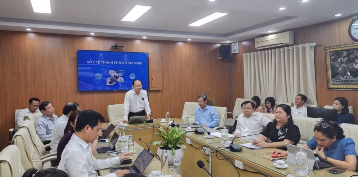 Quang cảnh tại điểm cầu Sở Y tế Thành phố Hồ Chí Minh. Quang cảnh tại điểm cầu Sở Y tế Thành phố Hồ Chí Minh.