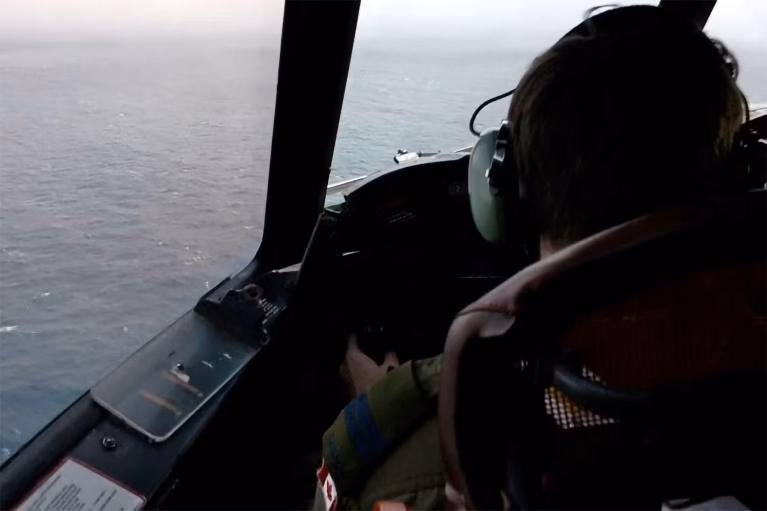Không quân Hoàng gia Canada tham gia tìm kiếm tàu Titan trong khu vực ngoài khơi tỉnh Newfoundland, ngày 20/6/2023. (Ảnh: Canadian Forces/Reuters)