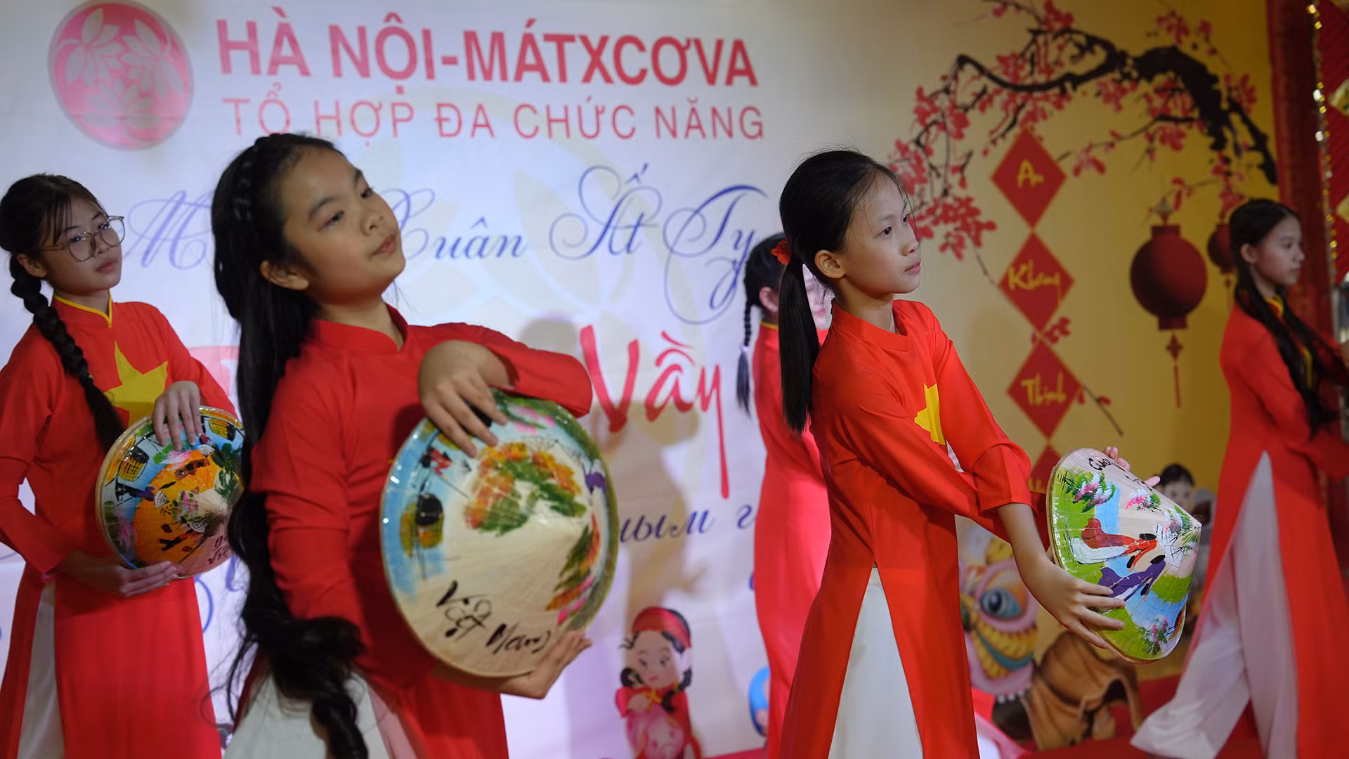 [Ảnh] Người Việt ở thủ đô nước Nga tưng bừng đón Tết Nguyên đán ảnh 8