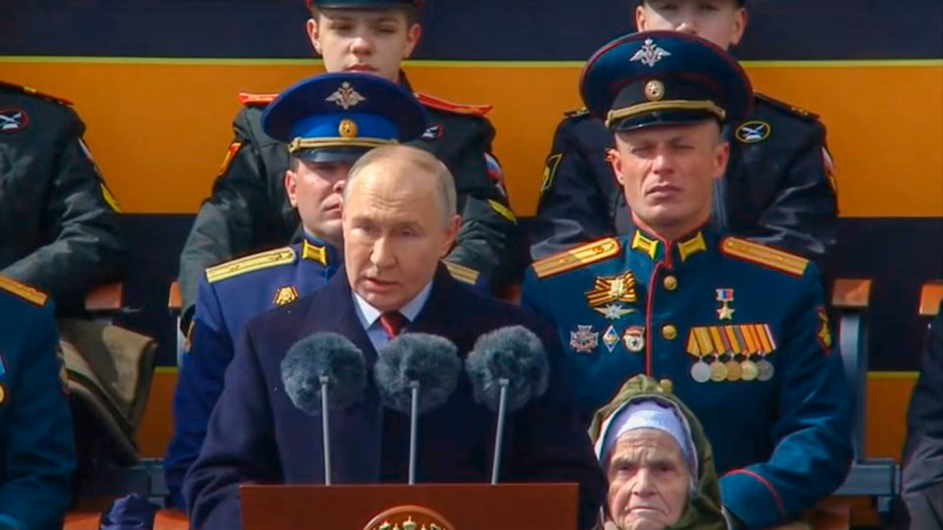 Tổng thống Nga Vladimir Putin phát biểu tại Lễ duyệt binh. (Ảnh: RIA Novosti) Tổng thống Nga Vladimir Putin phát biểu tại Lễ duyệt binh. (Ảnh: RIA Novosti)