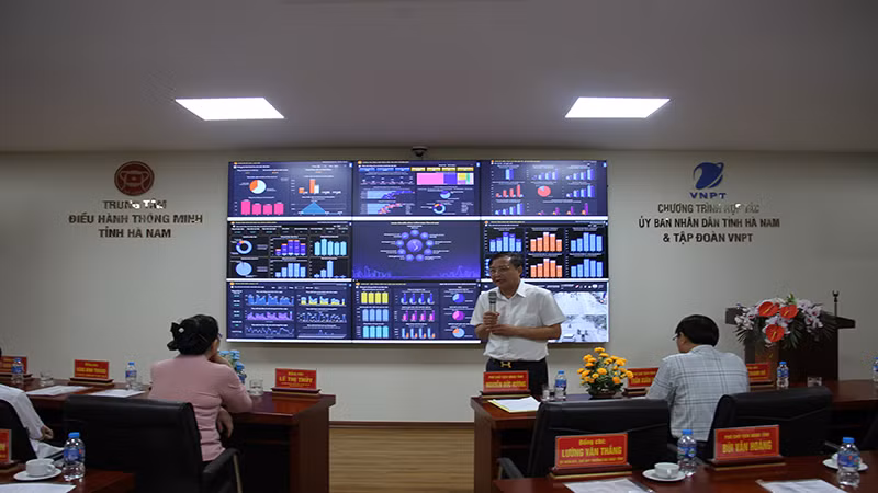 Trung tâm điều hành thông minh tỉnh Hà Nam phát huy nhiều tiện ích.
