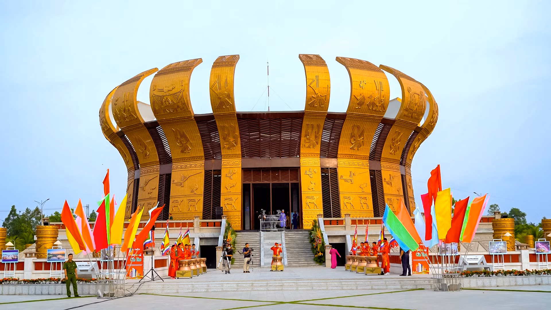 Đền thờ Vua Hùng tại thành phố Cần Thơ.