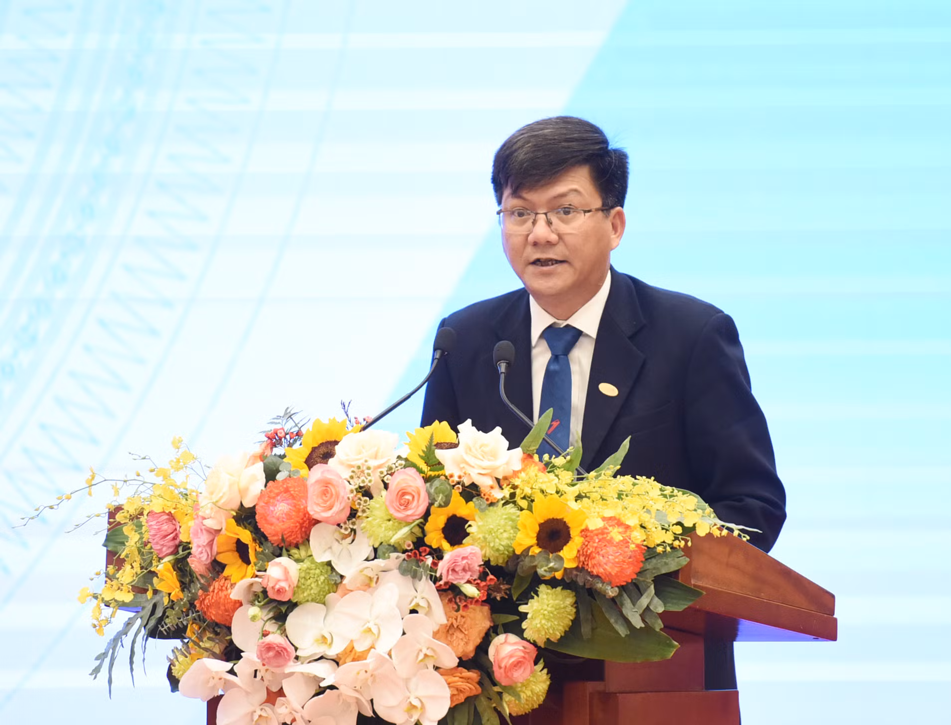 Phó Tổng Giám đốc Tổng Công ty, Phó Tổng giám đốc Tổng Công ty Đường sắt Việt Nam Hoàng Năng Khang phát biểu.