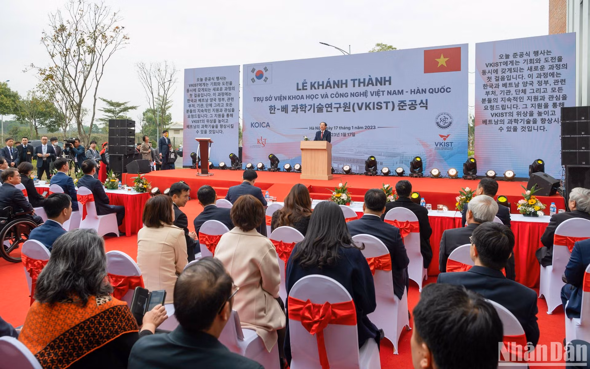 Quang cảnh lễ khánh thành trụ sở của VKIST.