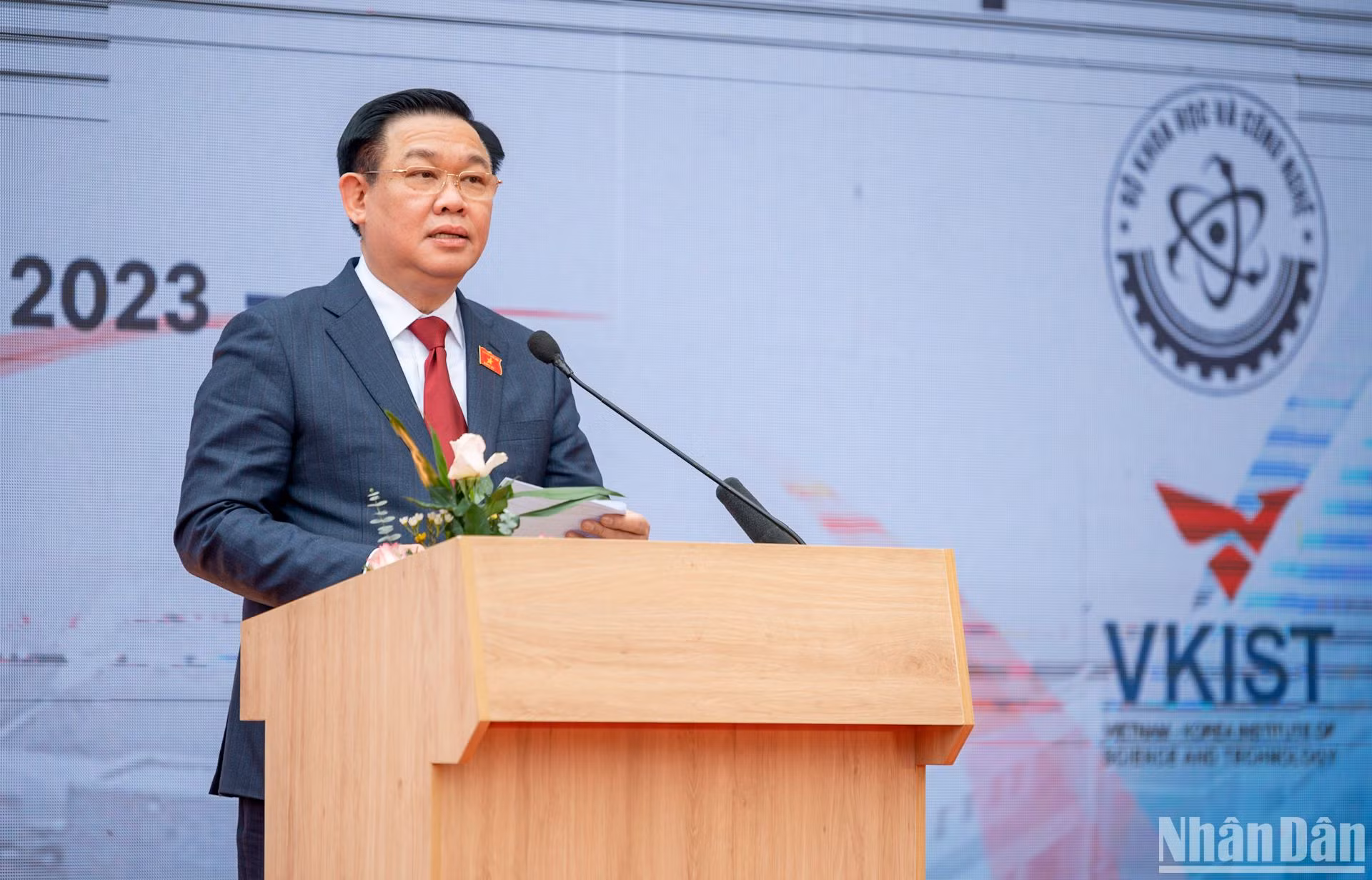 Chủ tịch Quốc hội Vương Đình Huệ phát biểu tại lễ khánh thành.