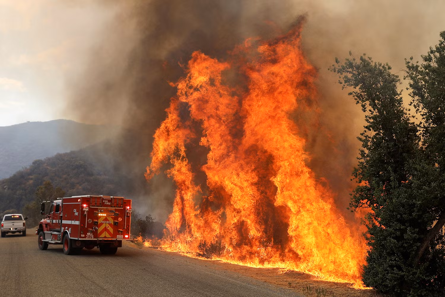 Cháy rừng tại bang California, Mỹ, ngày 7/9/2022. (Ảnh: Reuters) Cháy rừng tại bang California, Mỹ, ngày 7/9/2022. (Ảnh: Reuters)