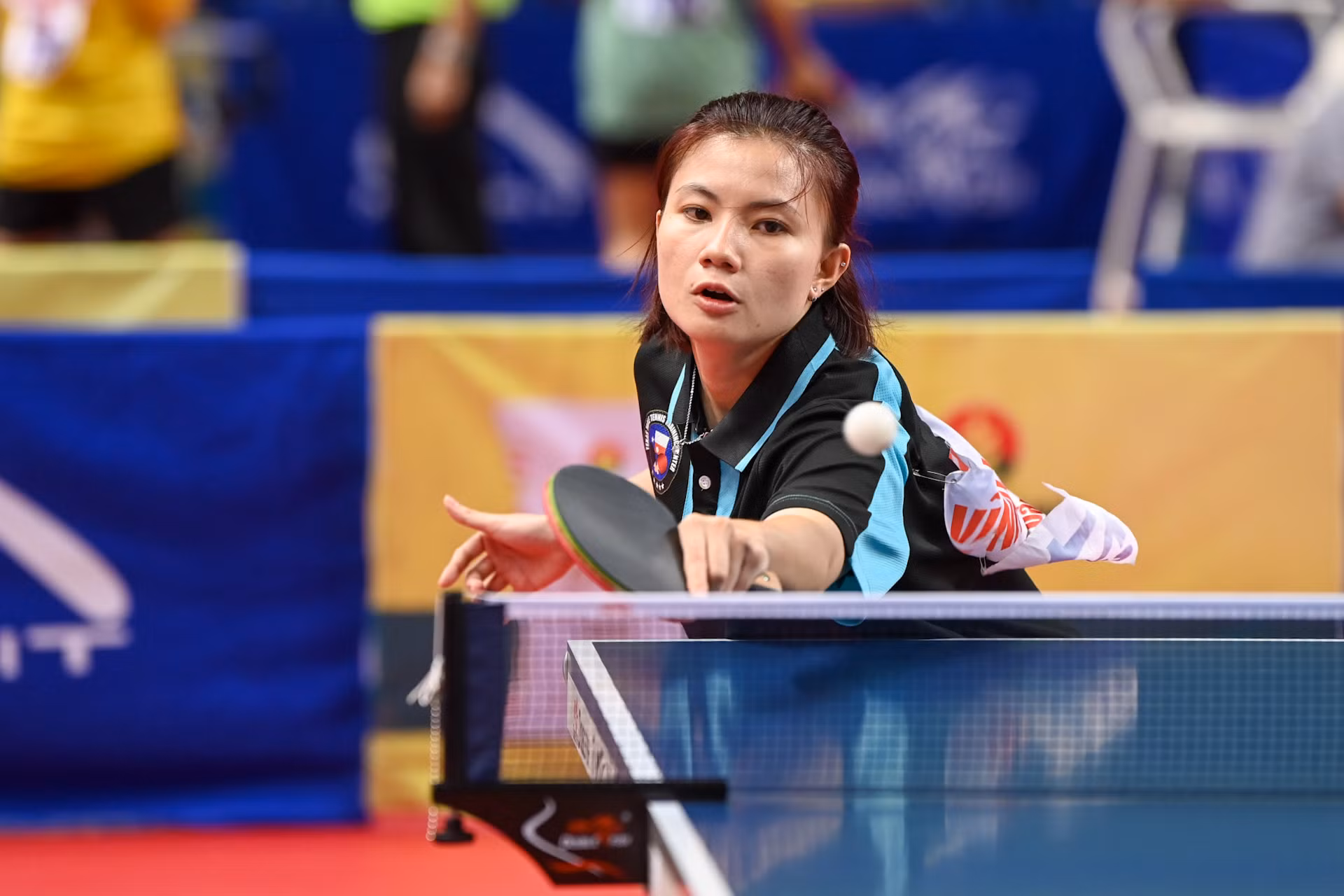 Phan Khởi Quyên (Vĩnh Long) là Hoa khôi Giải vô địch bóng bàn Báo Nhân Dân lần thứ 40. Quyên có niềm đam mê bóng bàn từ năm 10 tuổi, vượt qua nhiều khó khăn để nỗ lực trở thành cây vợt chủ lực của Vĩnh Long. Phan Khởi Quyên (Vĩnh Long) là Hoa khôi Giải vô địch bóng bàn Báo Nhân Dân lần thứ 40. Quyên có niềm đam mê bóng bàn từ năm 10 tuổi, vượt qua nhiều khó khăn để nỗ lực trở thành cây vợt chủ lực của Vĩnh Long.