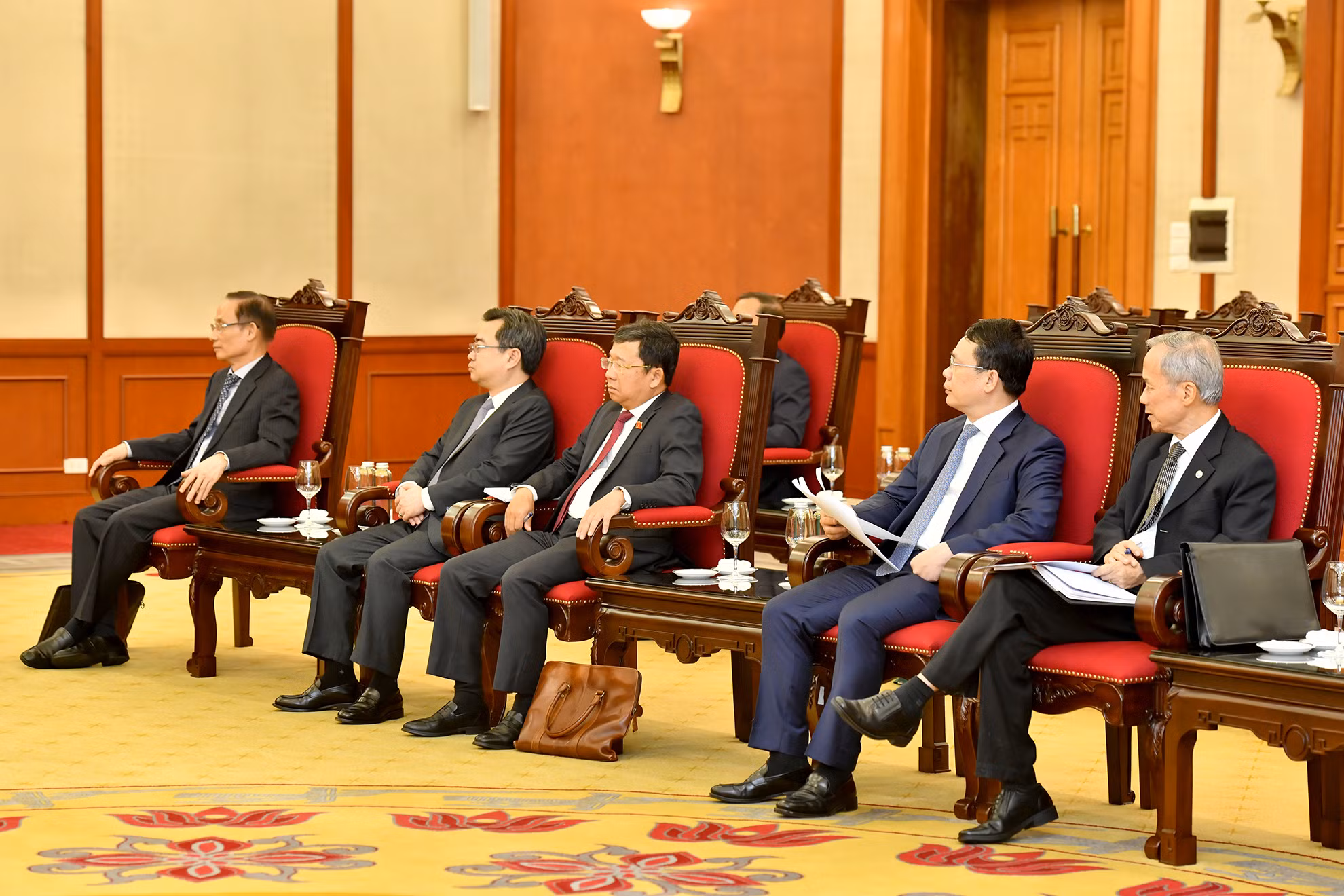 Đoàn đại biểu Việt Nam tại buổi tiếp. Đoàn đại biểu Việt Nam tại buổi tiếp.