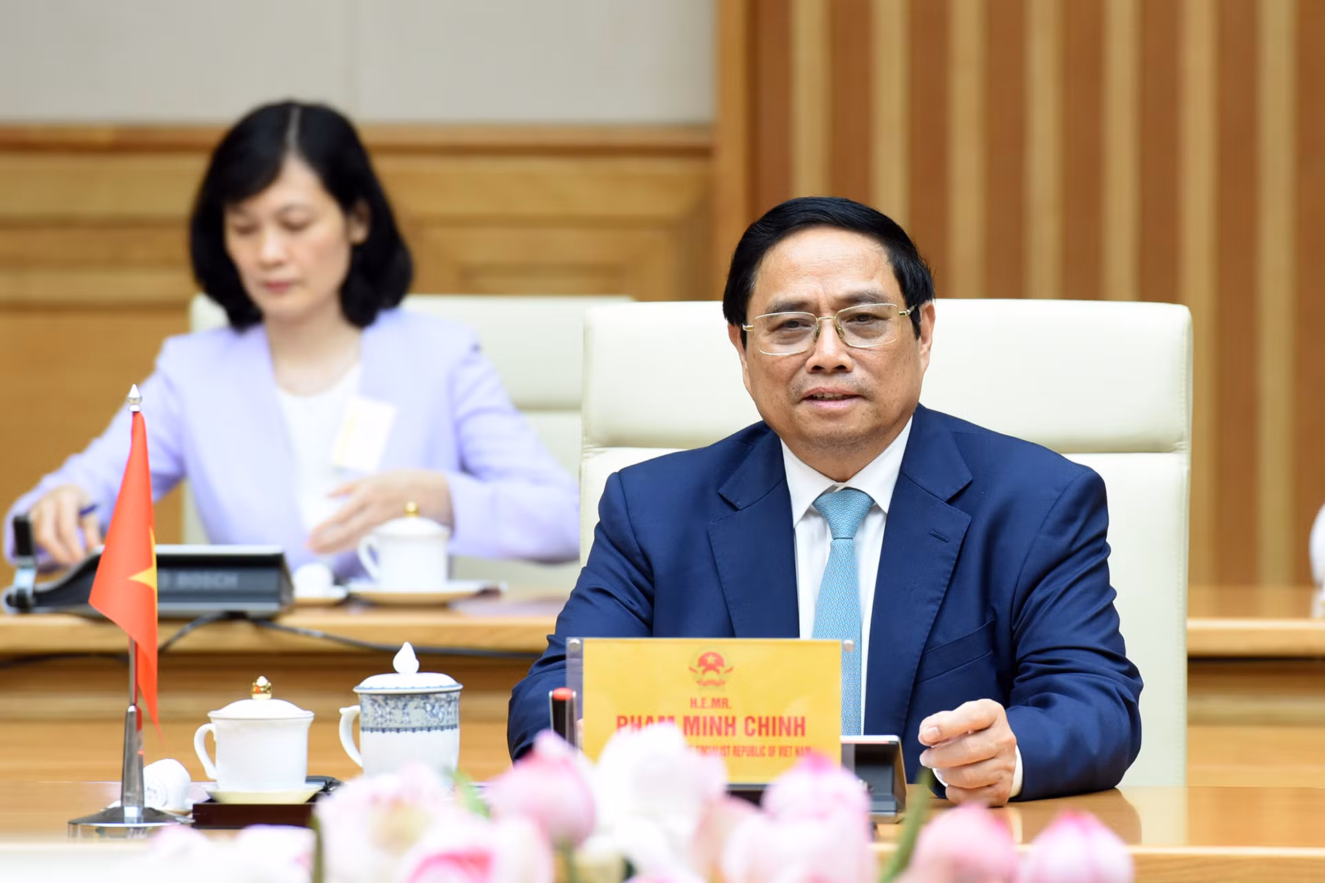 Thủ tướng Phạm Minh Chính phát biểu tại buổi tiếp Chủ tịch Quốc hội Bờ Biển Ngà Adama Bictogo. Thủ tướng Phạm Minh Chính phát biểu tại buổi tiếp Chủ tịch Quốc hội Bờ Biển Ngà Adama Bictogo.