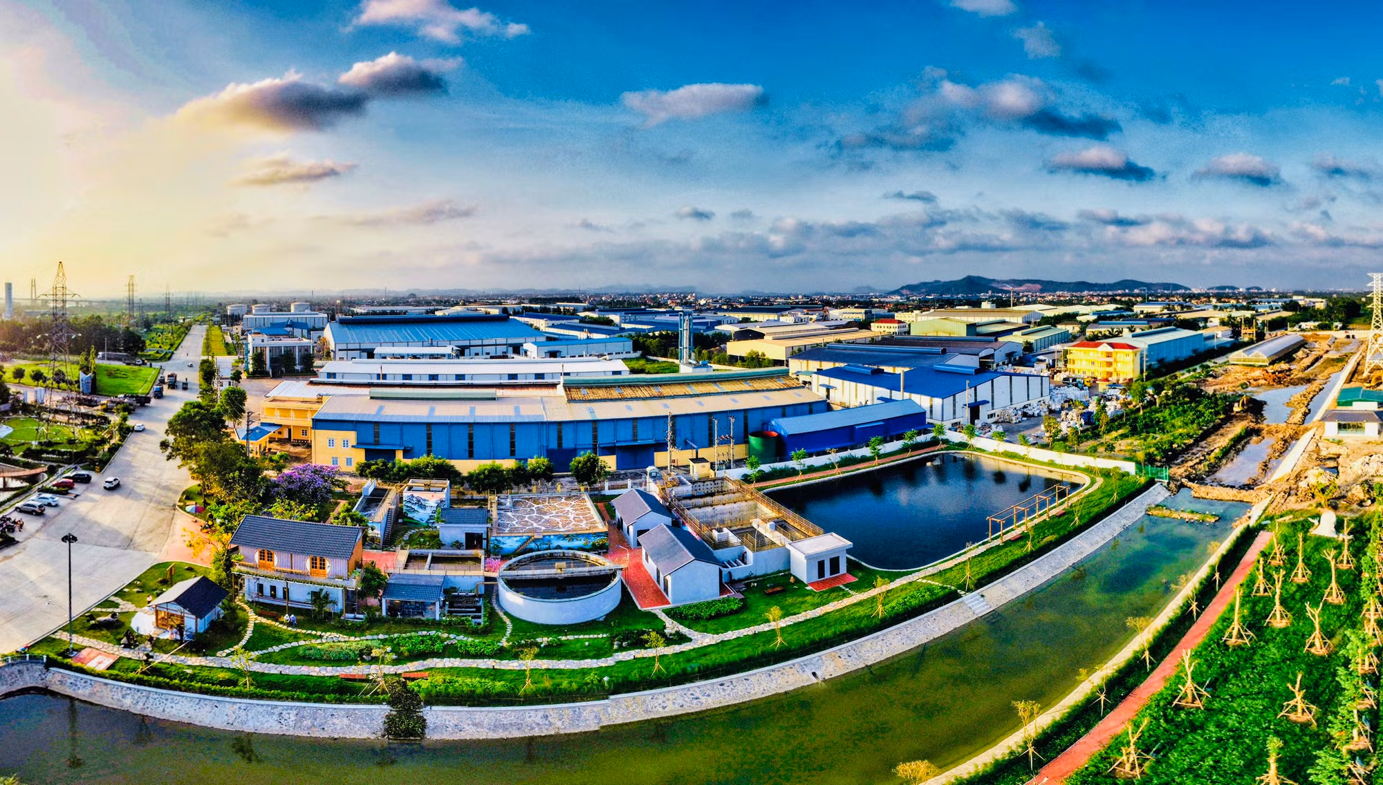 Các khu công nghiệp tại Hải Phòng đang tiếp tục được đầu tư phát triển và mở rộng. Các khu công nghiệp tại Hải Phòng đang tiếp tục được đầu tư phát triển và mở rộng.