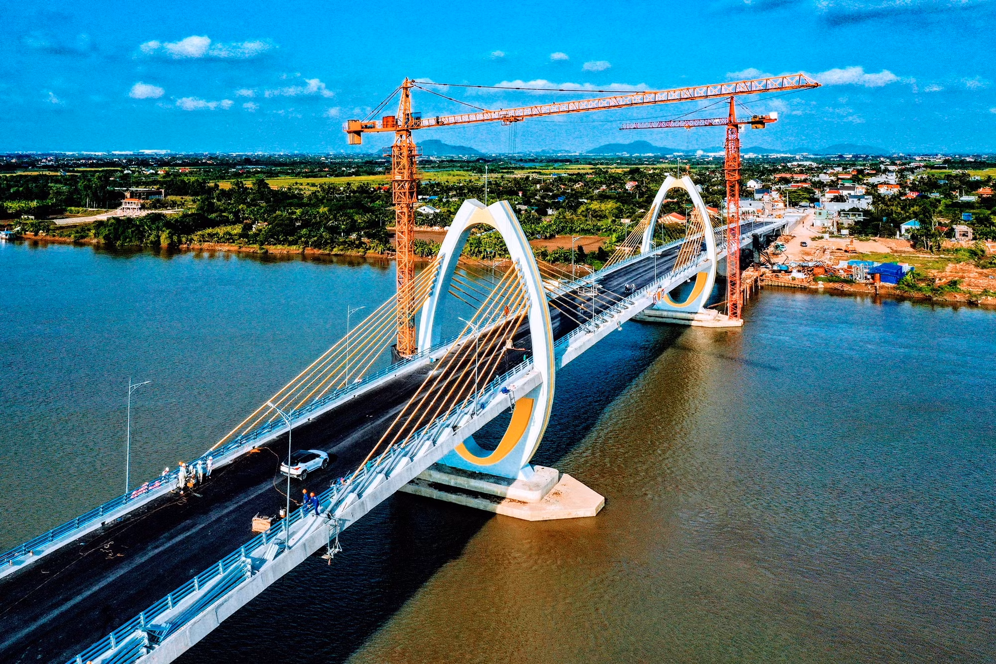 Cầu Quang Thanh hoàn thành đã tạo kết nối giữa huyện An Lão (Hải Phòng) với huyện Thanh Hà (Hải Dương). Cầu Quang Thanh hoàn thành đã tạo kết nối giữa huyện An Lão (Hải Phòng) với huyện Thanh Hà (Hải Dương).