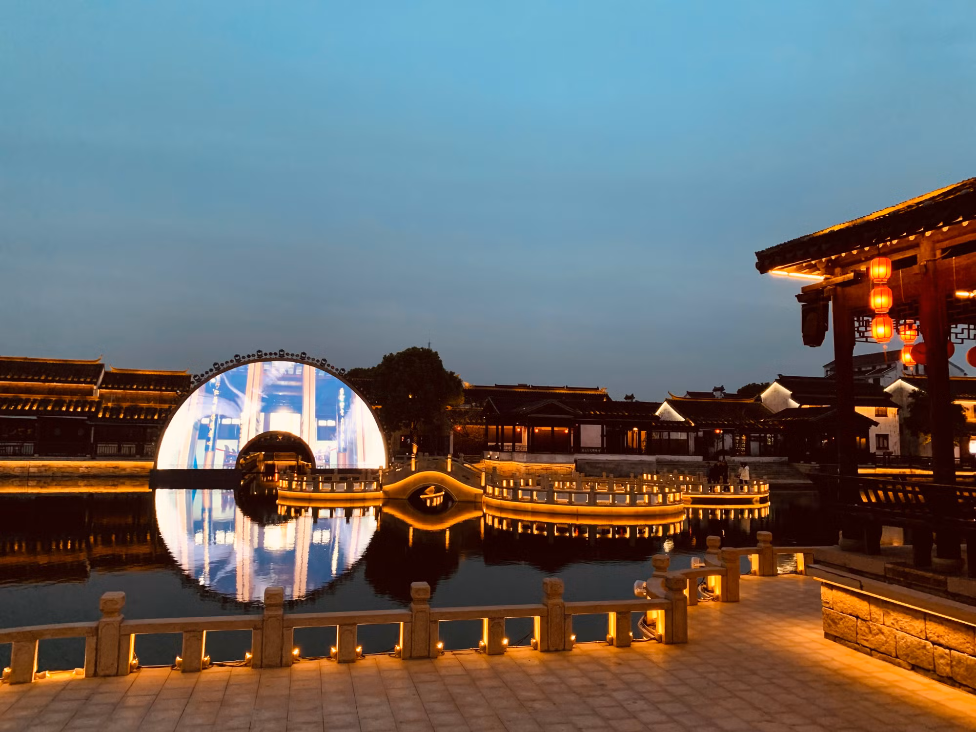 Du lịch cổ trấn ở Trung Quốc