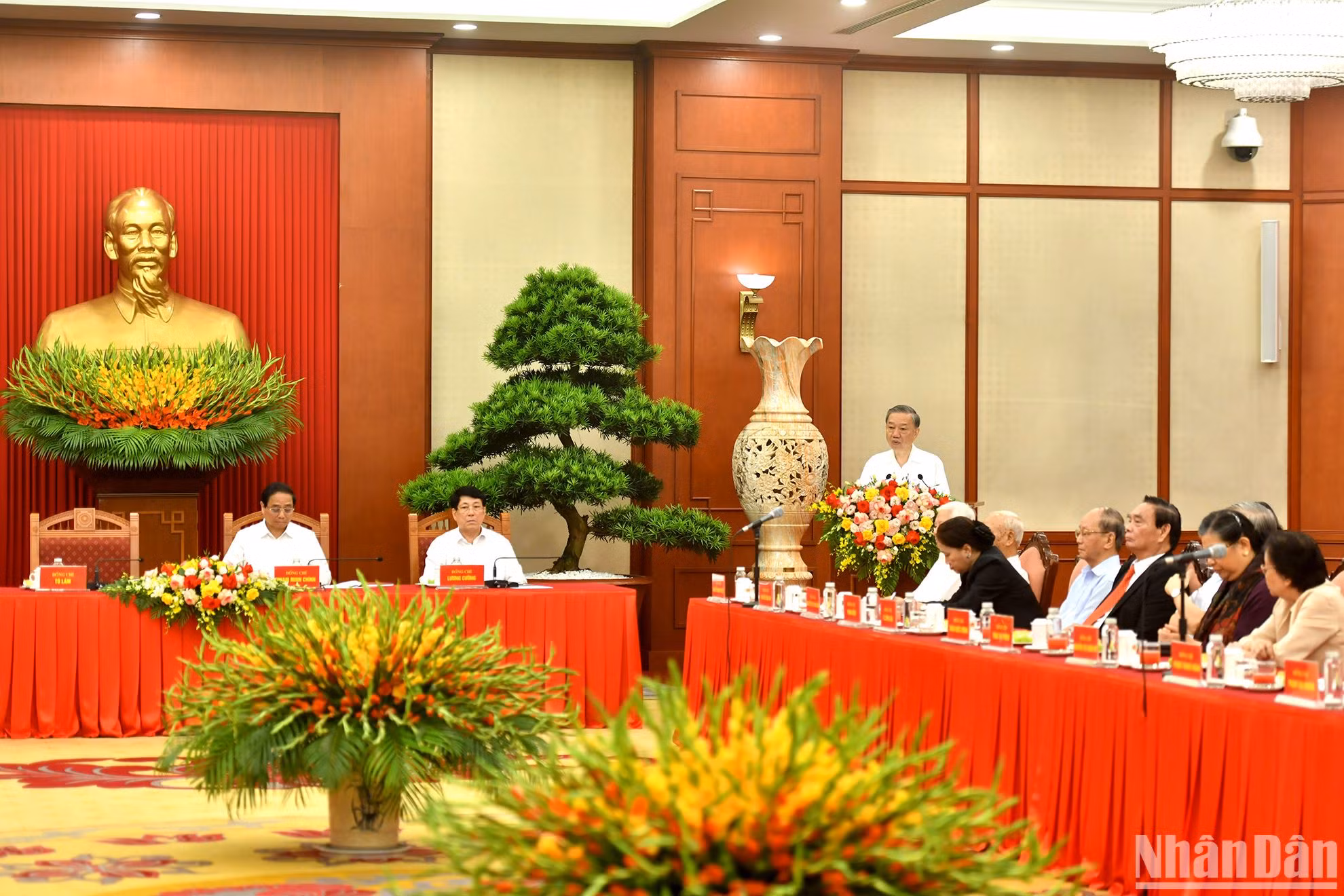 Tổng Bí thư, Chủ tịch nước Tô Lâm phát biểu tại Hội nghị. Tổng Bí thư, Chủ tịch nước Tô Lâm phát biểu tại Hội nghị.