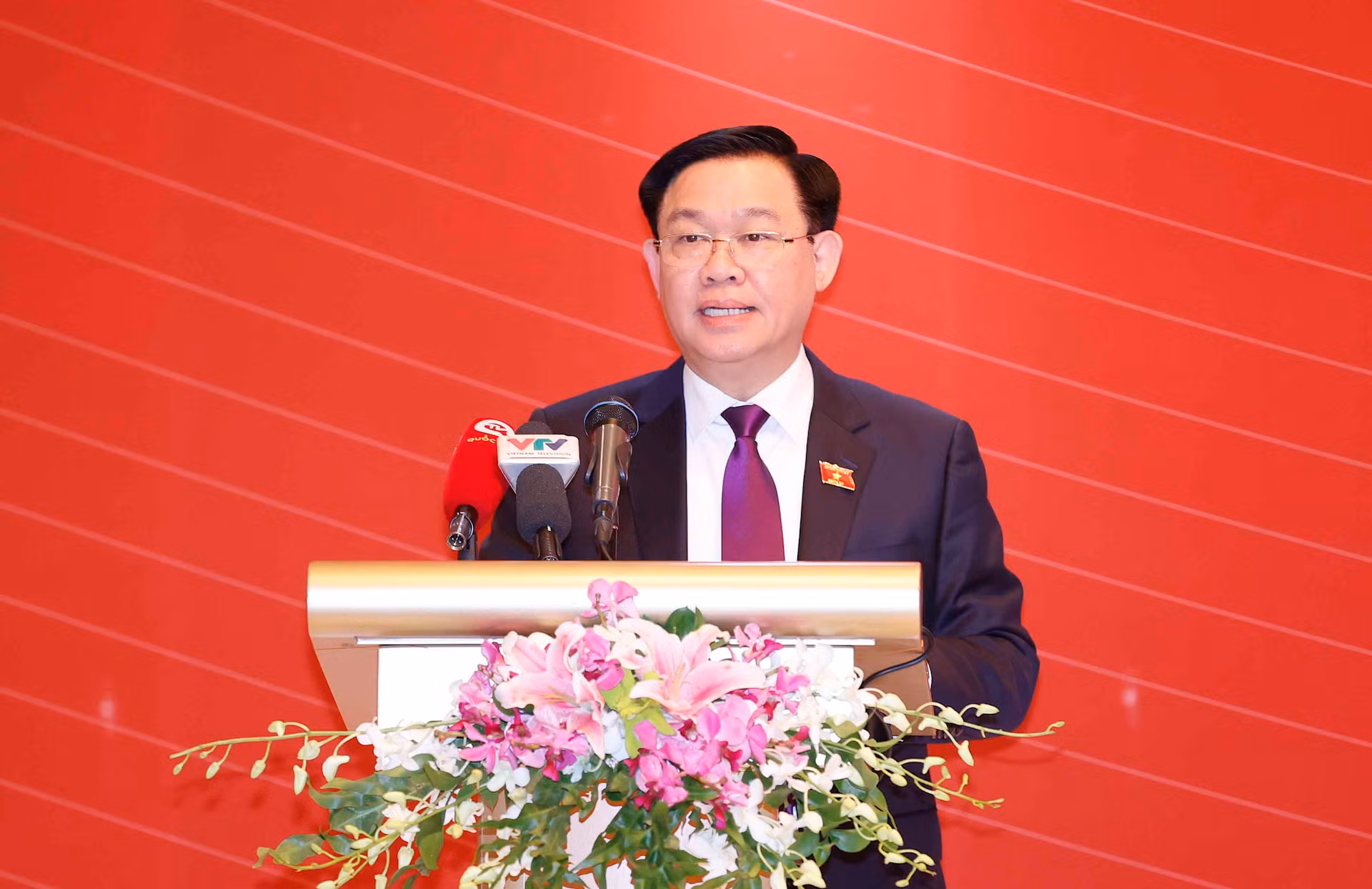 Chủ tịch Quốc hội Vương Đình Huệ phát biểu. (Ảnh: Doãn Tấn)