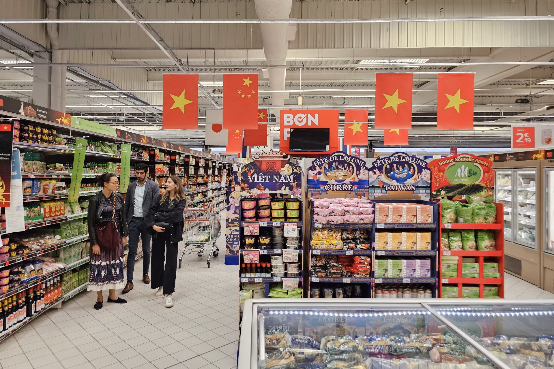 Các doanh nghiệp Việt Nam không ngừng nâng cao năng lực, đầu tư bài bản với công nghệ sản xuất tiên tiến theo hướng xanh hóa, để đáp ứng được hầu hết các yêu cầu về chất lượng của các thị trường lớn trên thế giới, trong đó có Pháp.