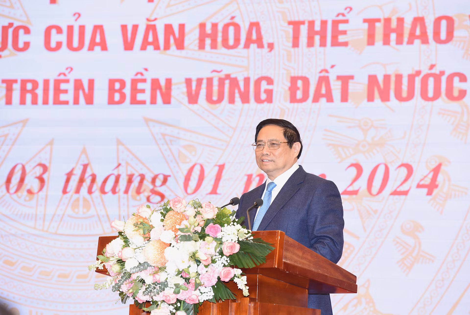 Thủ tướng Phạm Minh Chính phát biểu chỉ đạo hội nghị. Thủ tướng Phạm Minh Chính phát biểu chỉ đạo hội nghị.