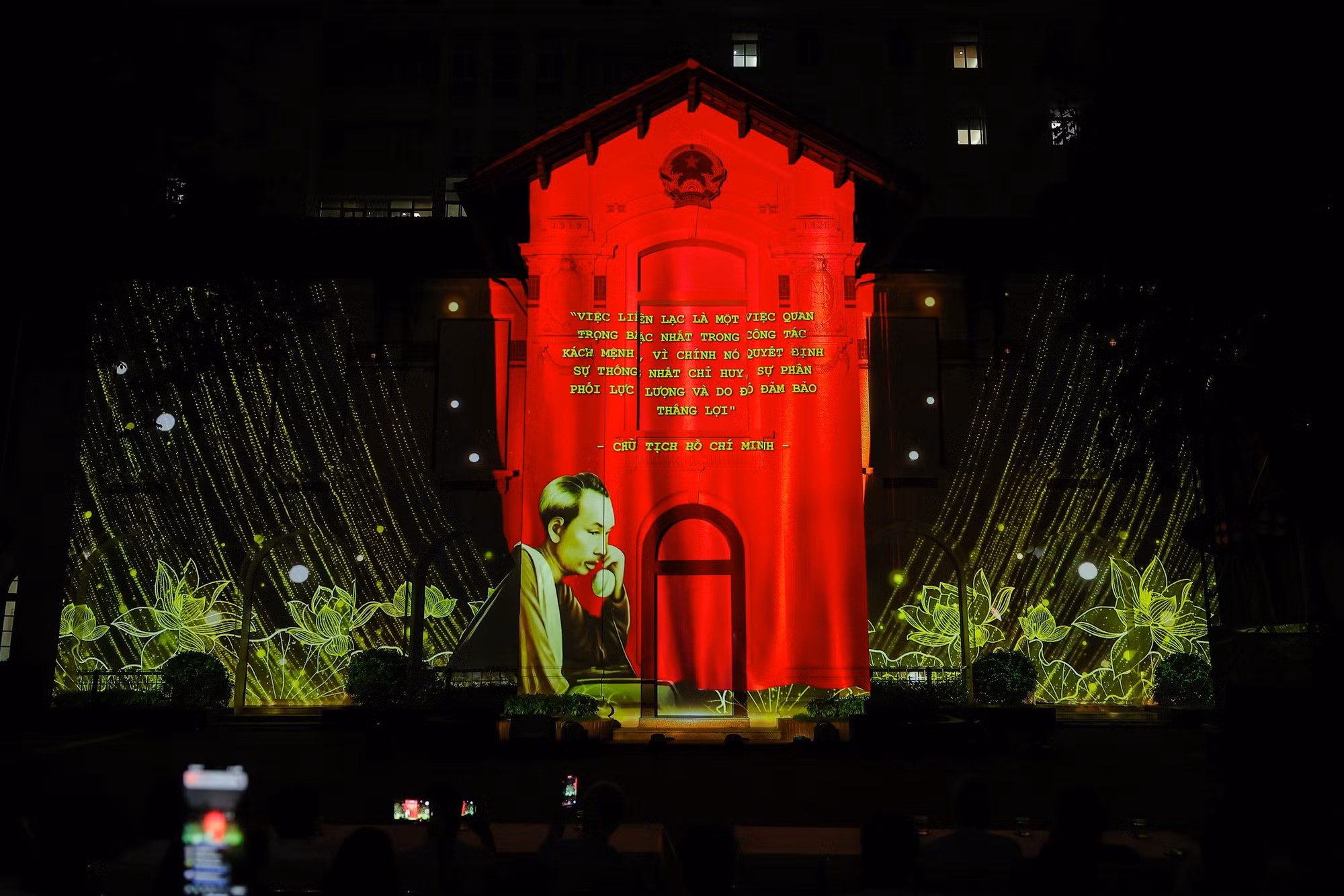Trình chiếu 3D mapping Kỷ niệm 79 năm Ngày Truyền thống ngành Thông tin và Truyền thông.