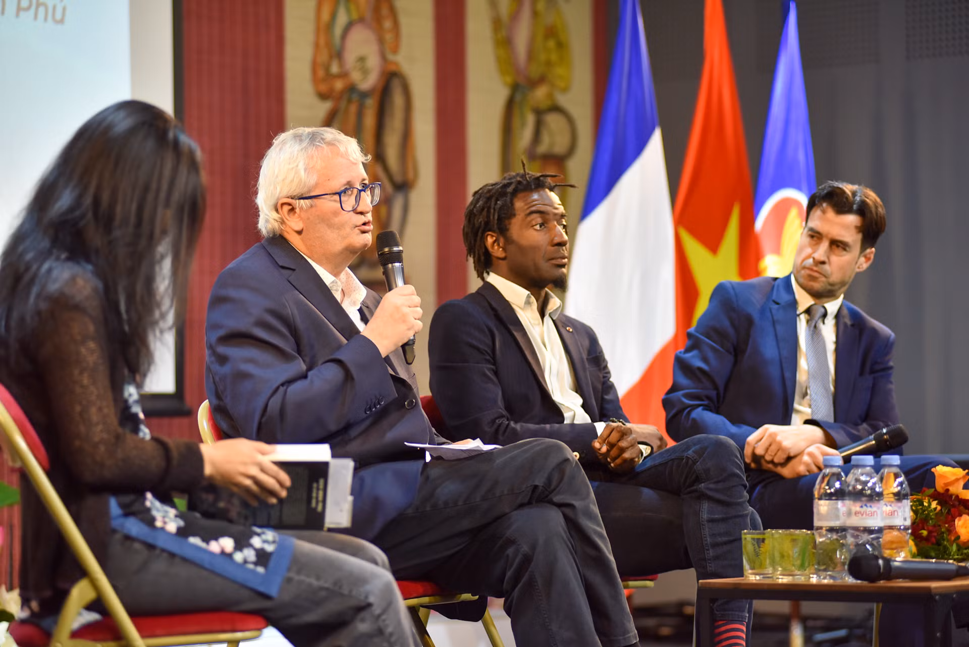 Theo ông Éric Coudray, PGS Lịch sử và Địa lý tại trường Gabriel Fauré d'Annecy và TS Lịch sử đương đại của Đại học Paul Valéry Montpellier 3, chiến thắng Điện Biên Phủ là một dấu mốc quan trọng đối với quá trình phi thực dân hoá. (Ảnh: MINH DUY)