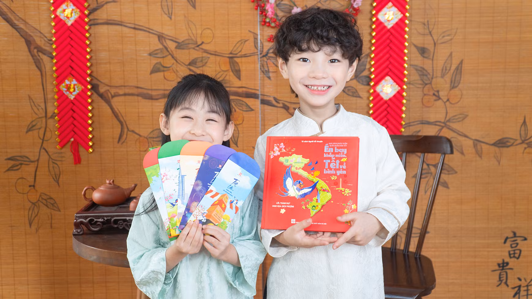 Thị trường sách Tết cho thiếu nhi năm Ất Tỵ rất phong phú. (Ảnh: Đinh Tị Books)