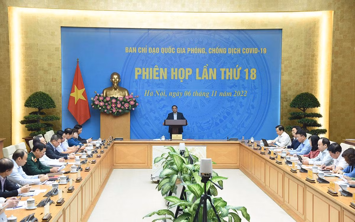 Thủ tướng Phạm Minh Chính phát biểu chỉ đạo hội nghị. (Ảnh: TRẦN HẢI)