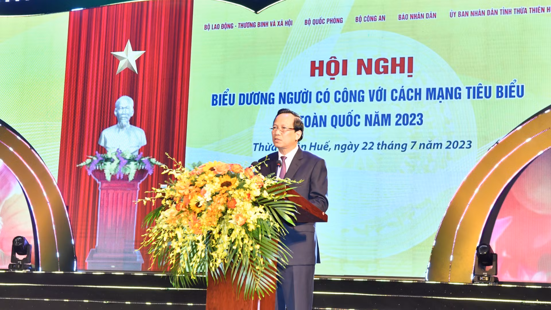 Bộ trưởng Lao động-Thương binh và Xã hội Đào Ngọc Dung phát biểu tại Hội nghị biểu dương người có công tiêu biểu toàn quốc năm 2023. (Ảnh: Đăng Khoa)