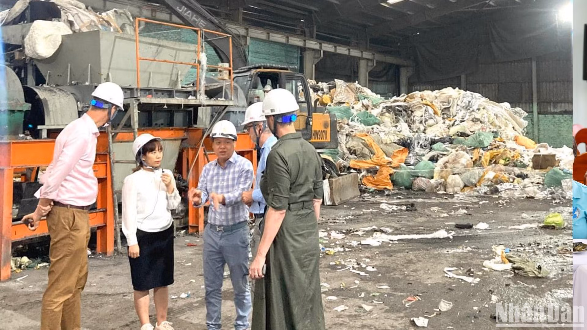 Đại sứ Vương quốc Na Uy, Hilde Solbakken đi thăm cơ sở tập kết rác thải ở nhà máy xi-măng Lam Thạch.
