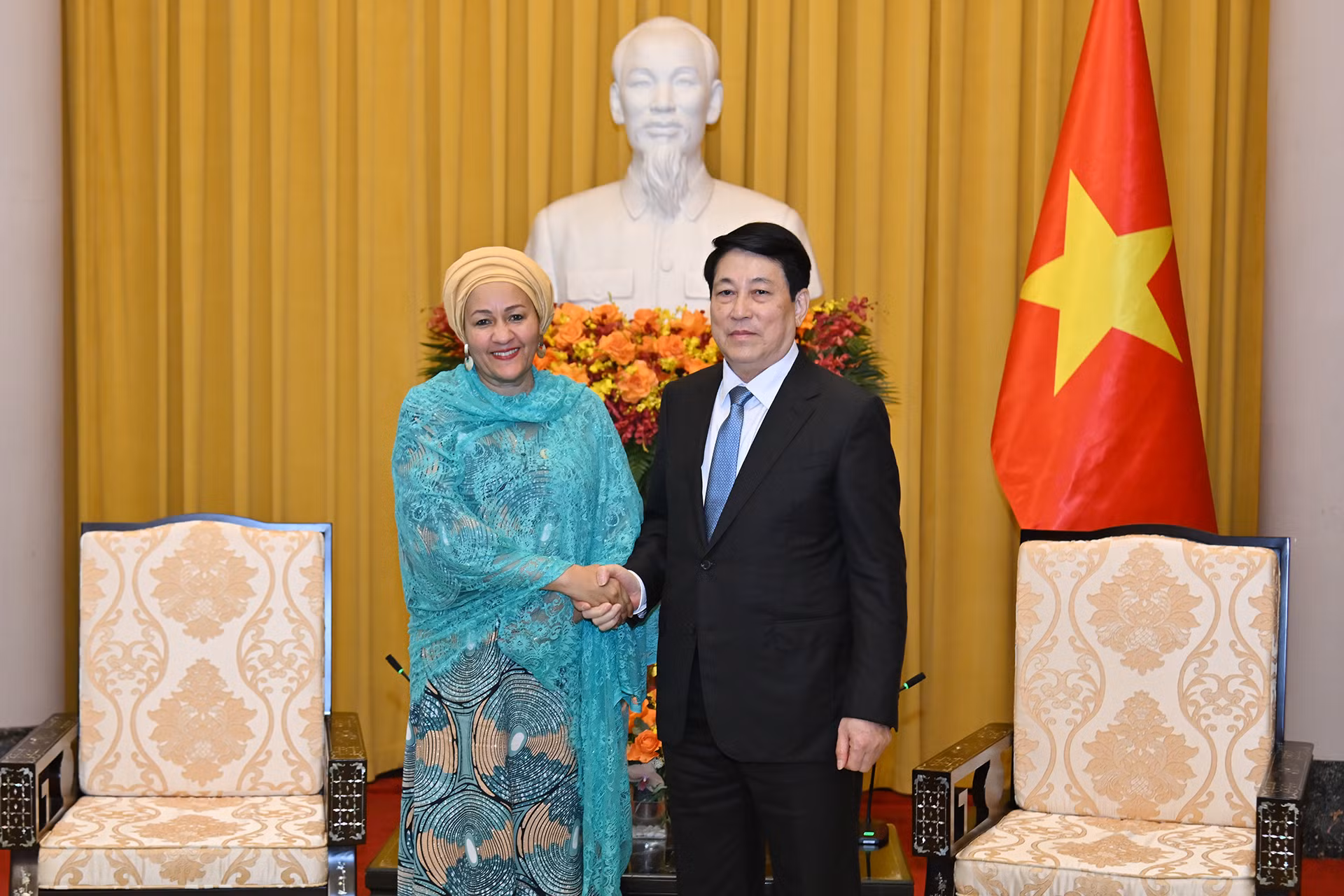 Chủ tịch nước Lương Cường và Phó Tổng thư ký Liên hợp quốc Amina J.Mohammed tại buổi tiếp. Chủ tịch nước Lương Cường và Phó Tổng thư ký Liên hợp quốc Amina J.Mohammed tại buổi tiếp.