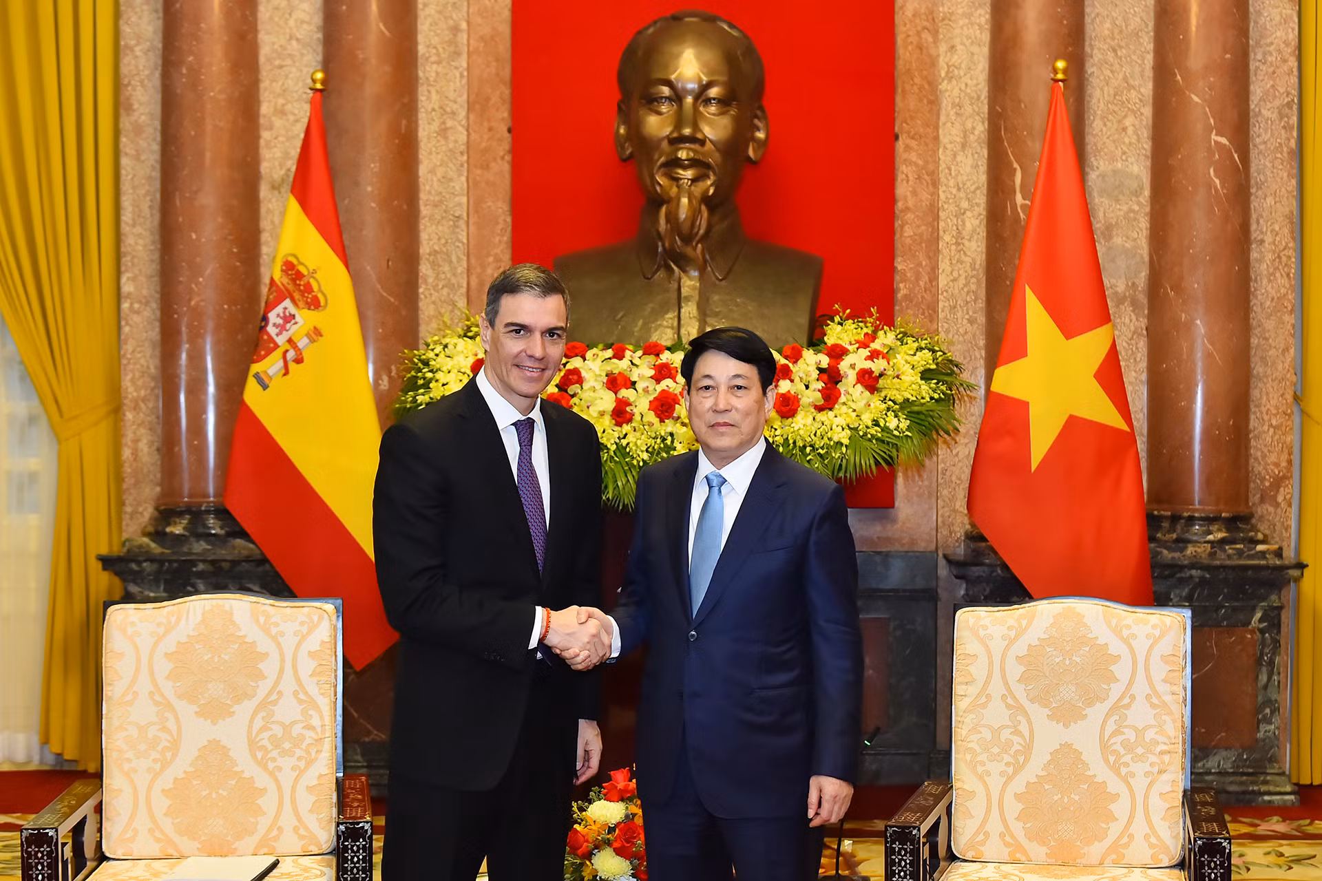 [Ảnh] Chủ tịch nước Lương Cường tiếp Thủ tướng Vương quốc Tây Ban Nha Pedro Sanchez ảnh 1