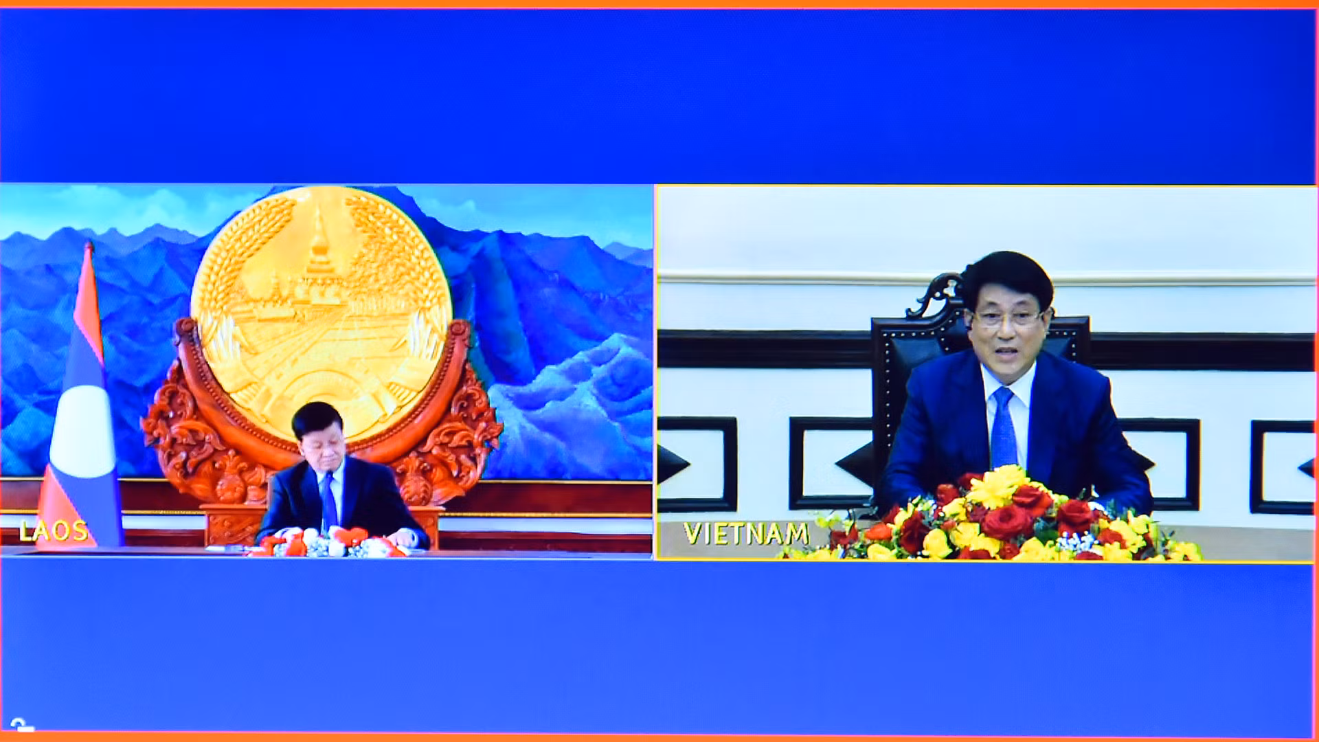 Chủ tịch nước Lương Cường hội đàm trực tuyến với Tổng Bí thư, Chủ tịch nước Lào Thongloun Sisoulith. Chủ tịch nước Lương Cường hội đàm trực tuyến với Tổng Bí thư, Chủ tịch nước Lào Thongloun Sisoulith.