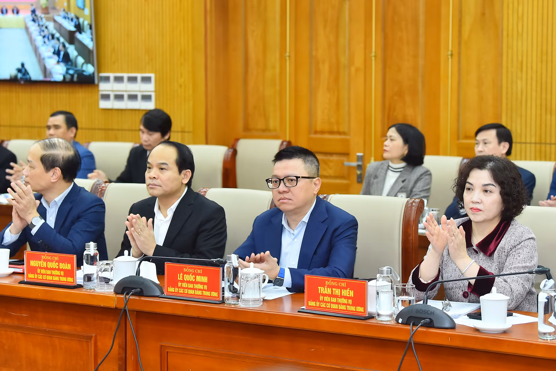 Các đại biểu tham dự hội nghị.