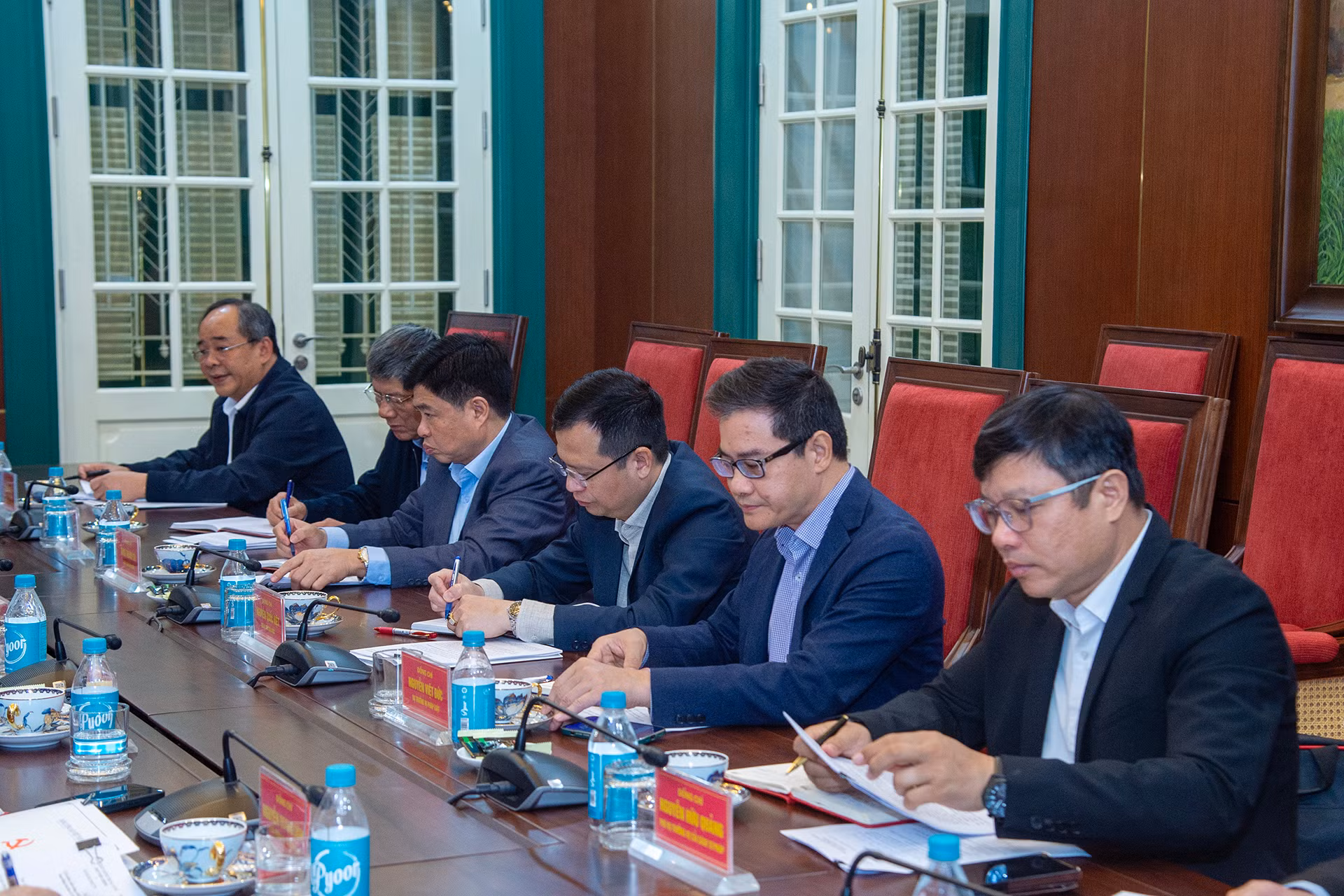 Đại diện lãnh đạo Văn phòng Chủ tịch nước và Ban Nội chính Trung ương tham dự buổi làm việc.