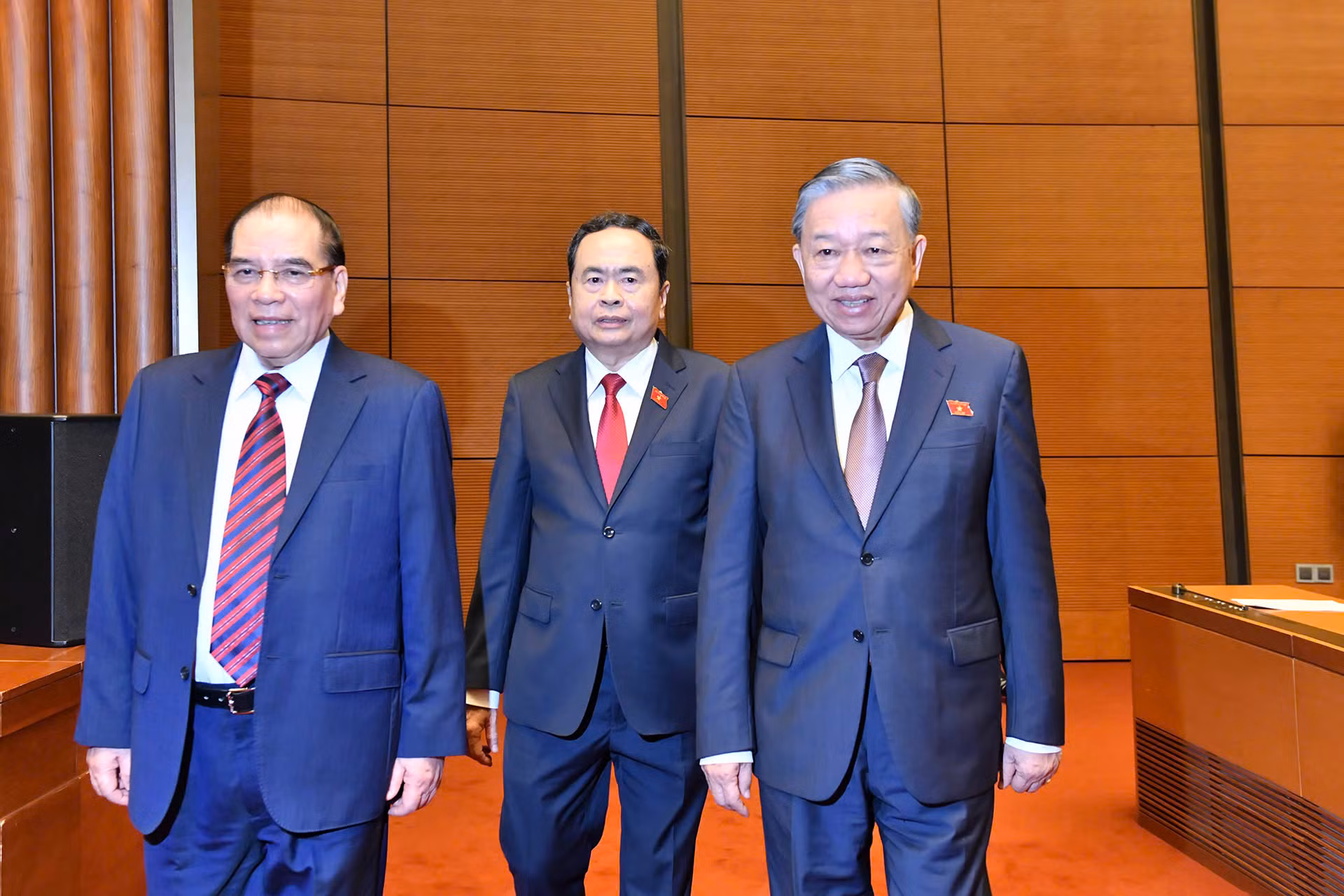 Tổng Bí thư, Chủ tịch nước Tô Lâm, nguyên Tổng Bí thư Nông Đức Mạnh, Chủ tịch Quốc hội Trần Thanh Mẫn dự phiên khai mạc Kỳ họp thứ 8.