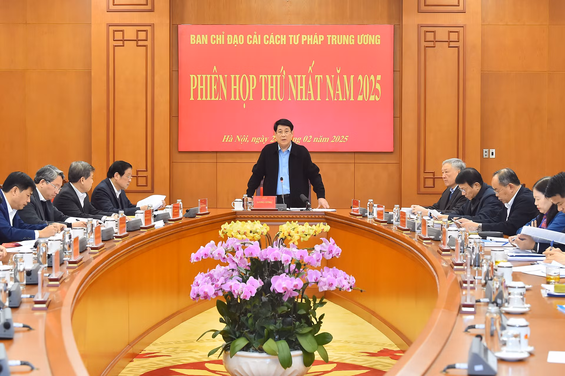 Chủ tịch nước Lương Cường chủ trì phiên họp thứ nhất năm 2025 Ban chỉ đạo Cải cách tư pháp Trung ương. Chủ tịch nước Lương Cường chủ trì phiên họp thứ nhất năm 2025 Ban chỉ đạo Cải cách tư pháp Trung ương.