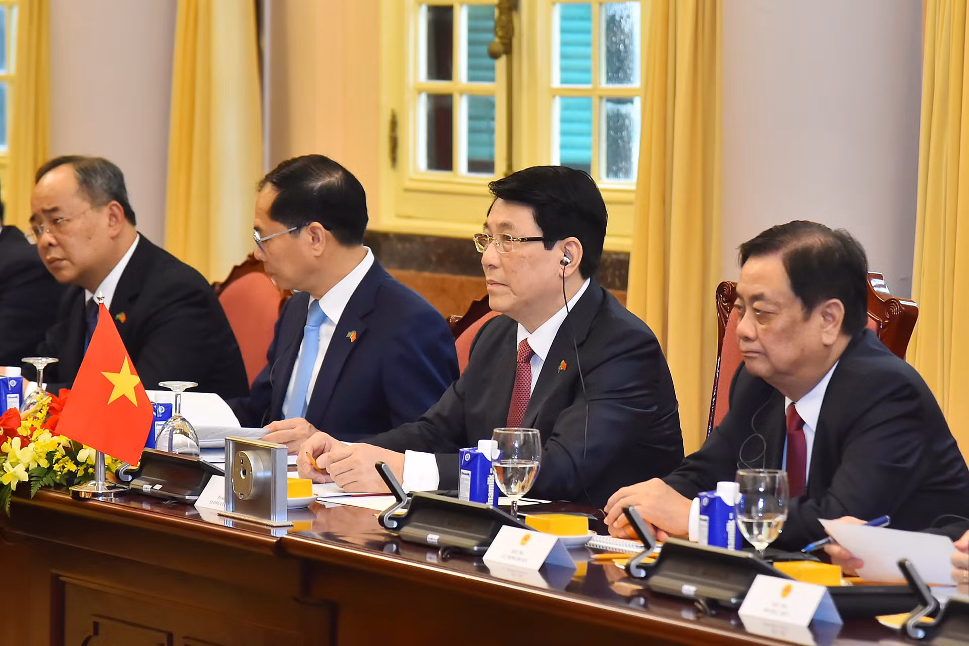 Chủ tịch nước Lương Cường phát biểu tại hội đàm.