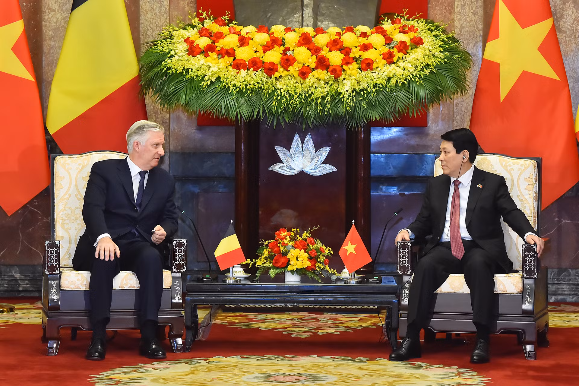 Chủ tịch nước Lương Cường hội kiến Nhà vua Vương quốc Bỉ Philippe. Chủ tịch nước Lương Cường hội kiến Nhà vua Vương quốc Bỉ Philippe.