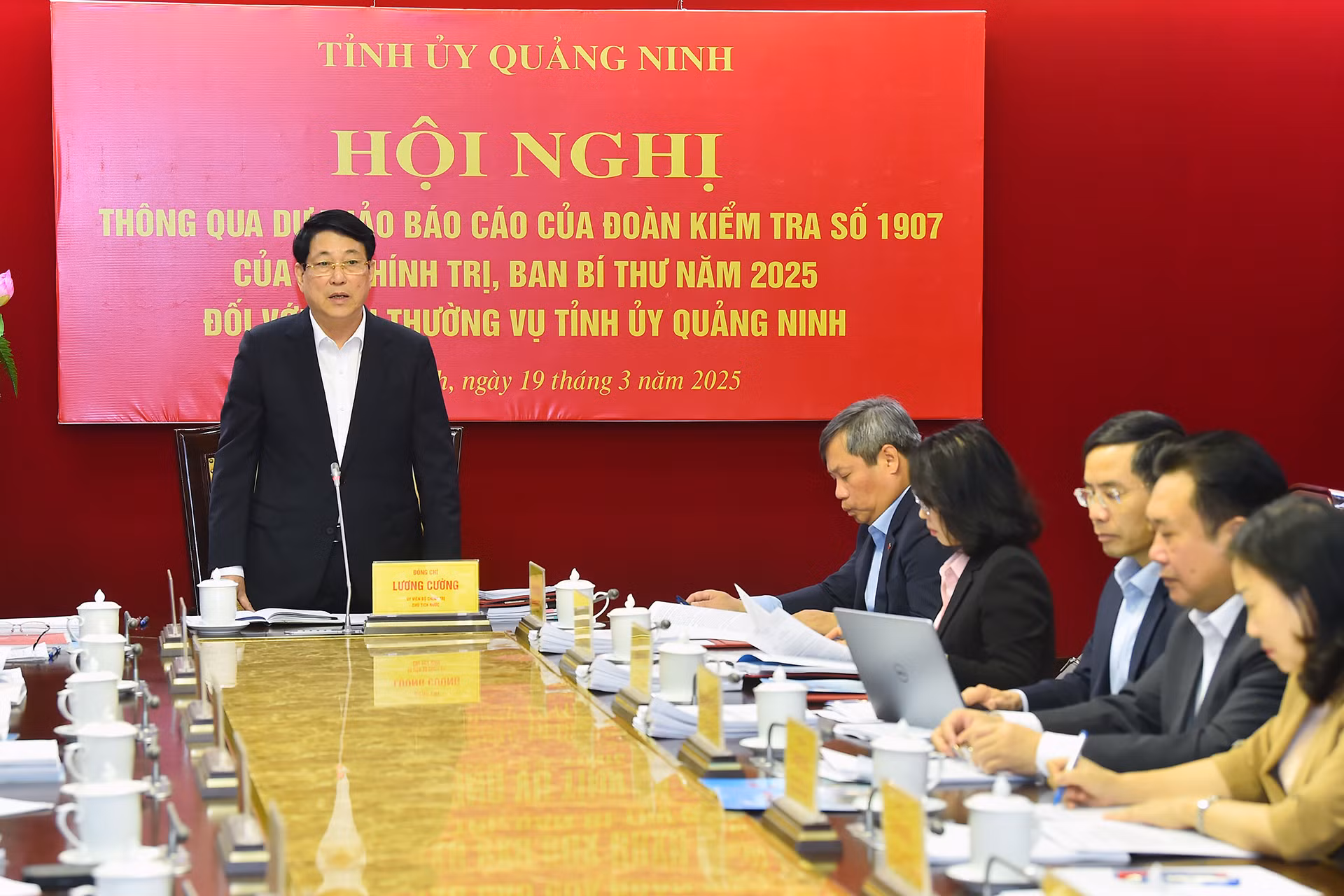 Chủ tịch nước Lương Cường phát biểu mở đầu hội nghị.
