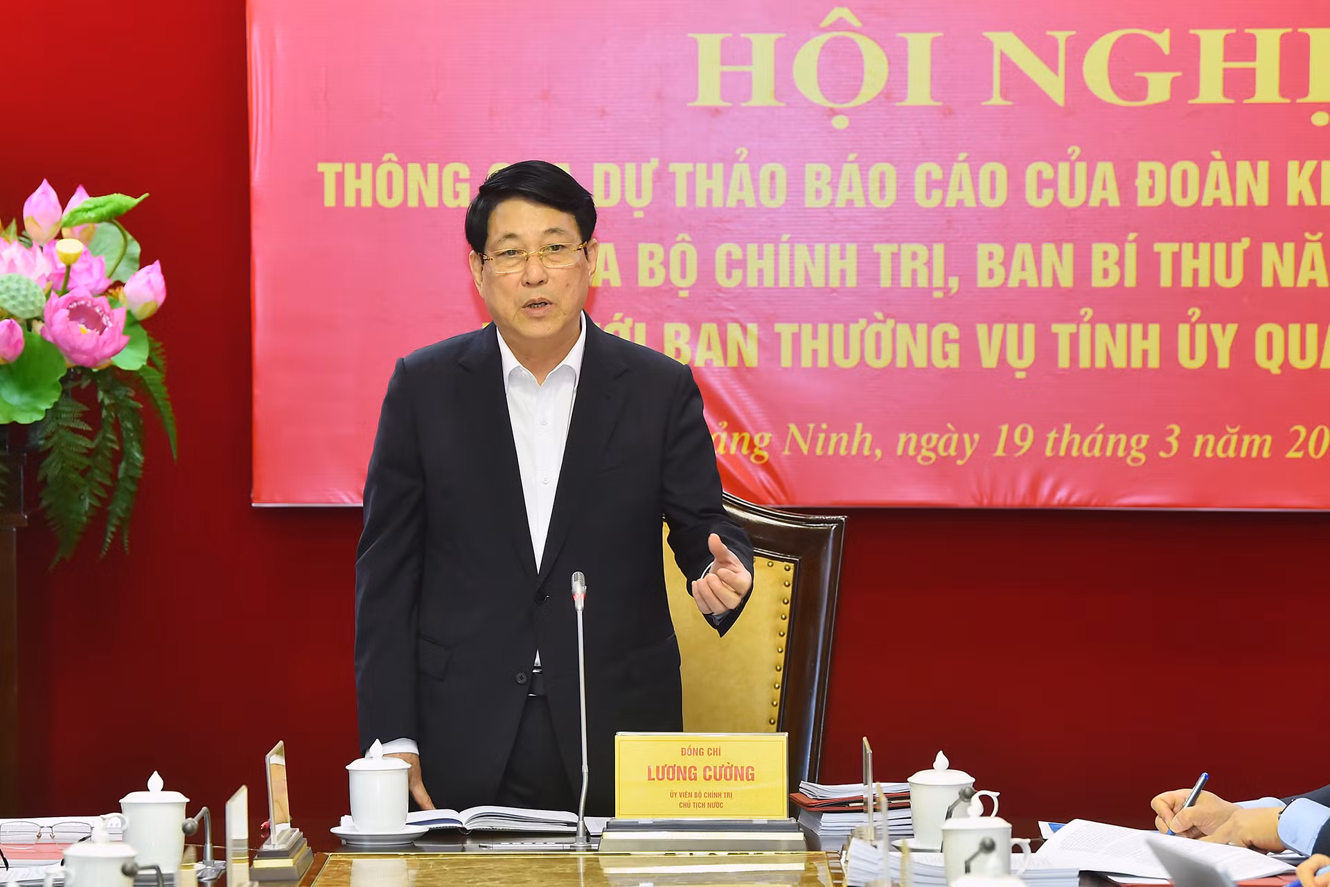 Chủ tịch nước Lương Cường phát biểu ý kiến tại hội nghị.