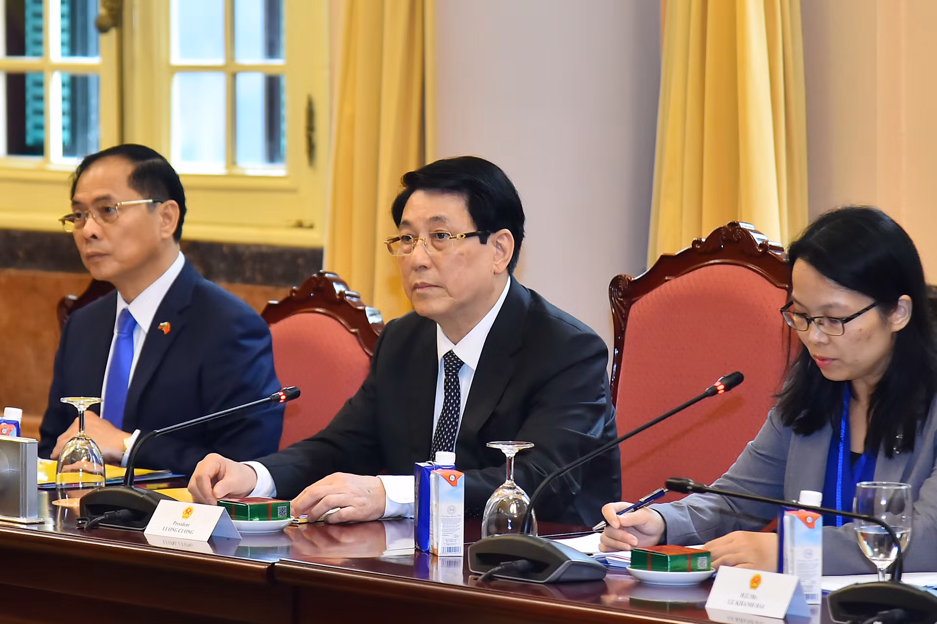 Chủ tịch nước Lương Cường phát biểu tại hội đàm. Chủ tịch nước Lương Cường phát biểu tại hội đàm.