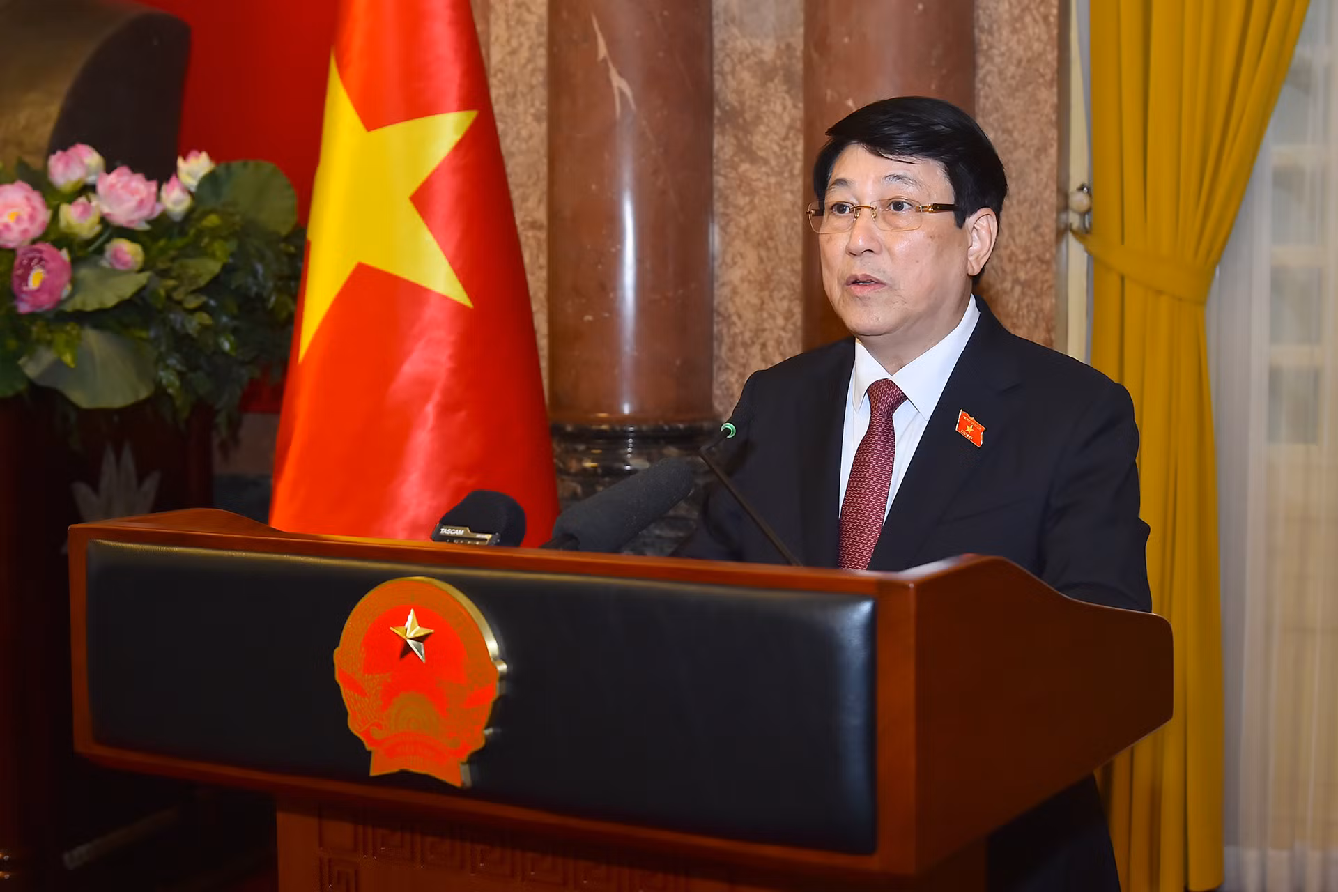 Chủ tịch nước Lương Cường phát biểu giao nhiệm vụ các Phó Thủ tướng và Bộ trưởng được bổ nhiệm tại buổi lễ.