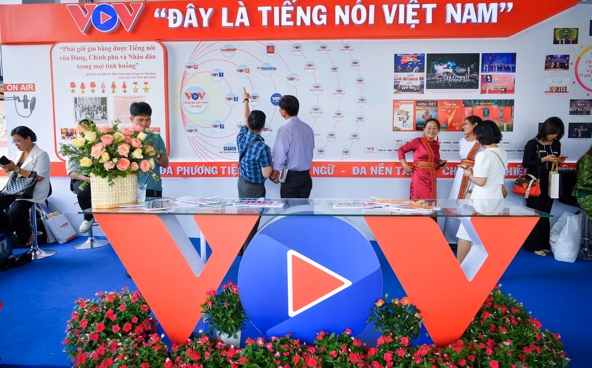 Gian trưng bày của Đài Tiếng nói Việt Nam.