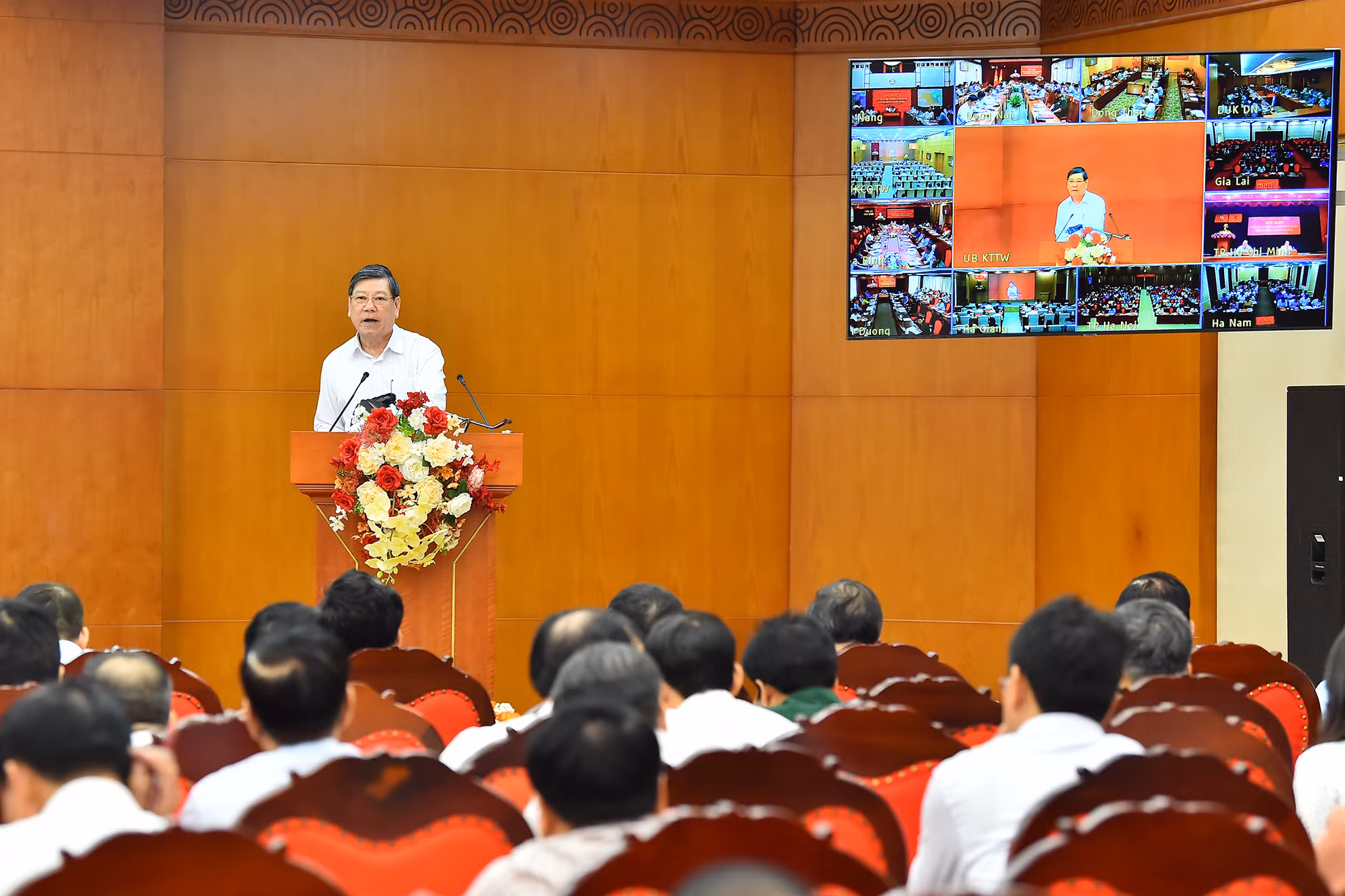 Hội nghị sơ kết công tác kiểm tra, giám sát 6 tháng đầu năm, triển khai nhiệm vụ 6 tháng cuối năm 2024 của Ủy ban Kiểm tra Trung ương được kết nối điểm cầu tới các tỉnh, thành phố, bộ, ban, ngành trên cả nước.
