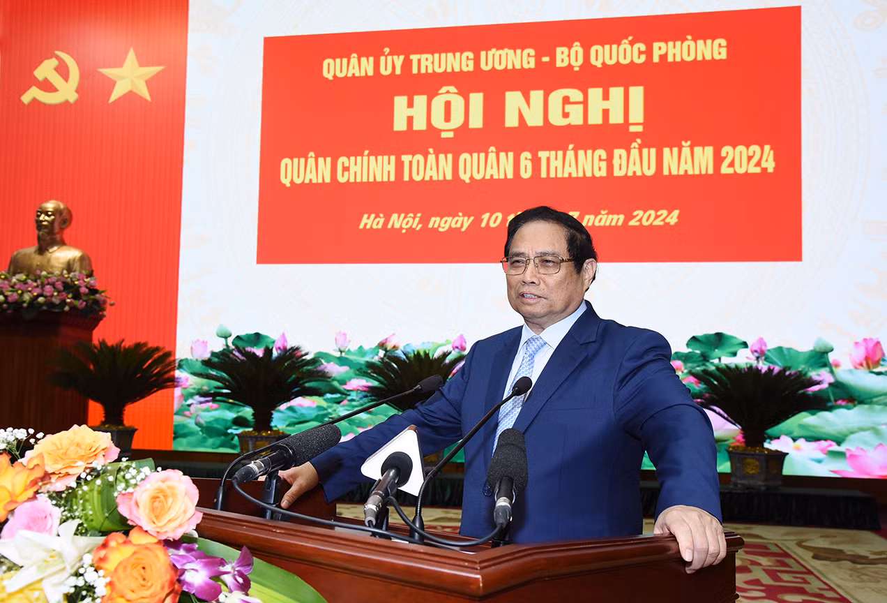 Thủ tướng Phạm Minh Chính phát biểu tại Hội nghị Quân chính toàn quân 6 tháng đầu năm 2024.