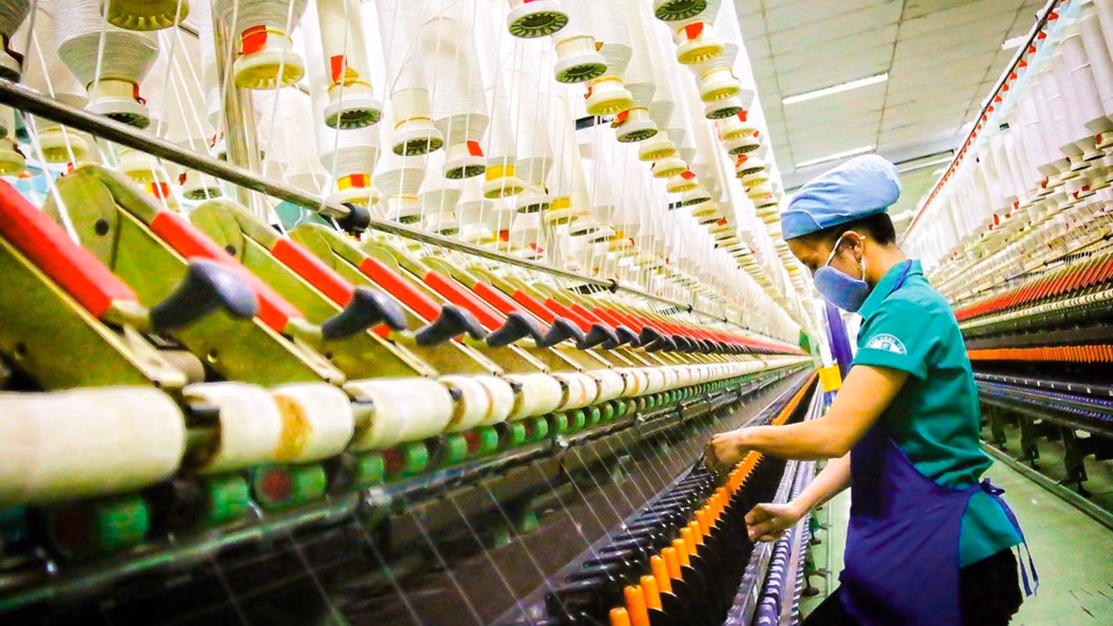 Dự thảo Luật Bảo hiểm xã hội (sửa đổi) thu hút được sự quan tâm của đông đảo người lao động, doanh nghiệp và toàn xã hội. (Ảnh: nhandan.vn)