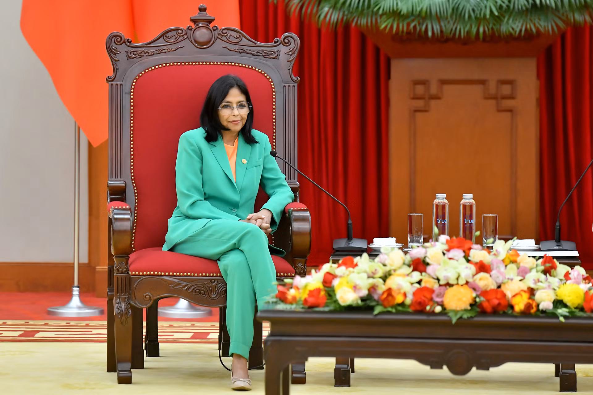 Phó Tổng thống thường trực Cộng hòa Bolivar Venezuela Delcy Rodríguez Gómez phát biểu tại buổi tiếp.