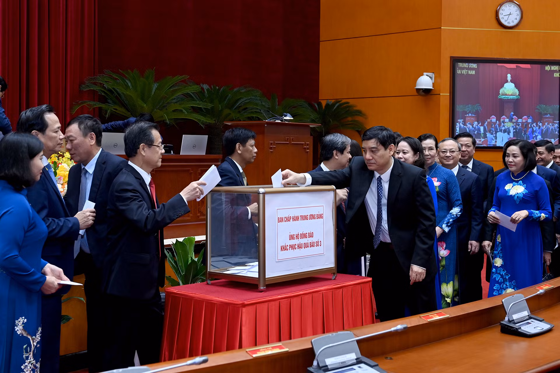 [Ảnh] Khai mạc Hội nghị lần thứ 10 Ban Chấp hành Trung ương Đảng Cộng sản Việt Nam khóa XIII ảnh 7